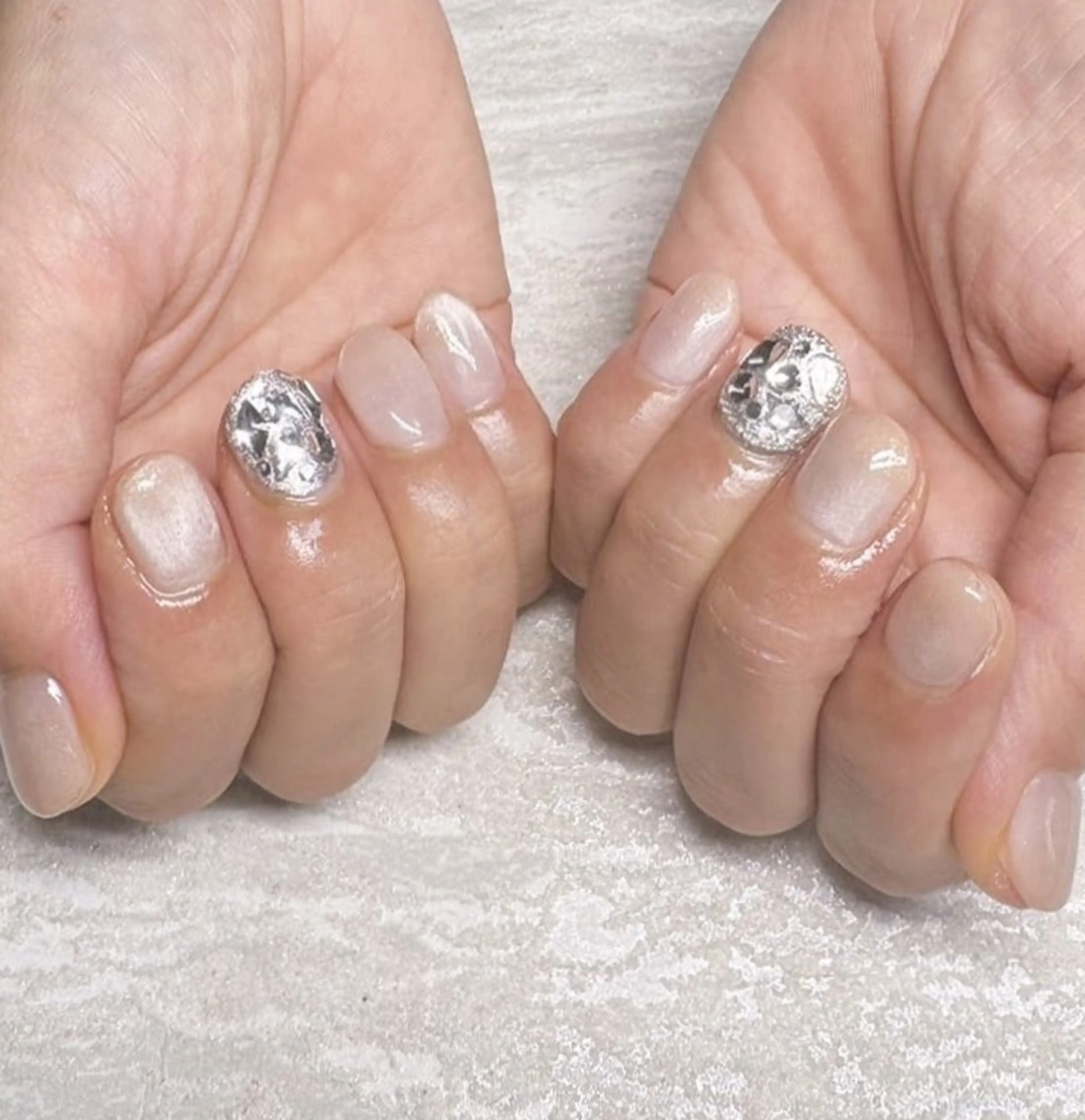 ネイル アートネイル マグネットネイル 持ち込み ニュアンスネイル ワンカラーネイル ハンドネイル JULIE NAILのネイルデザイン