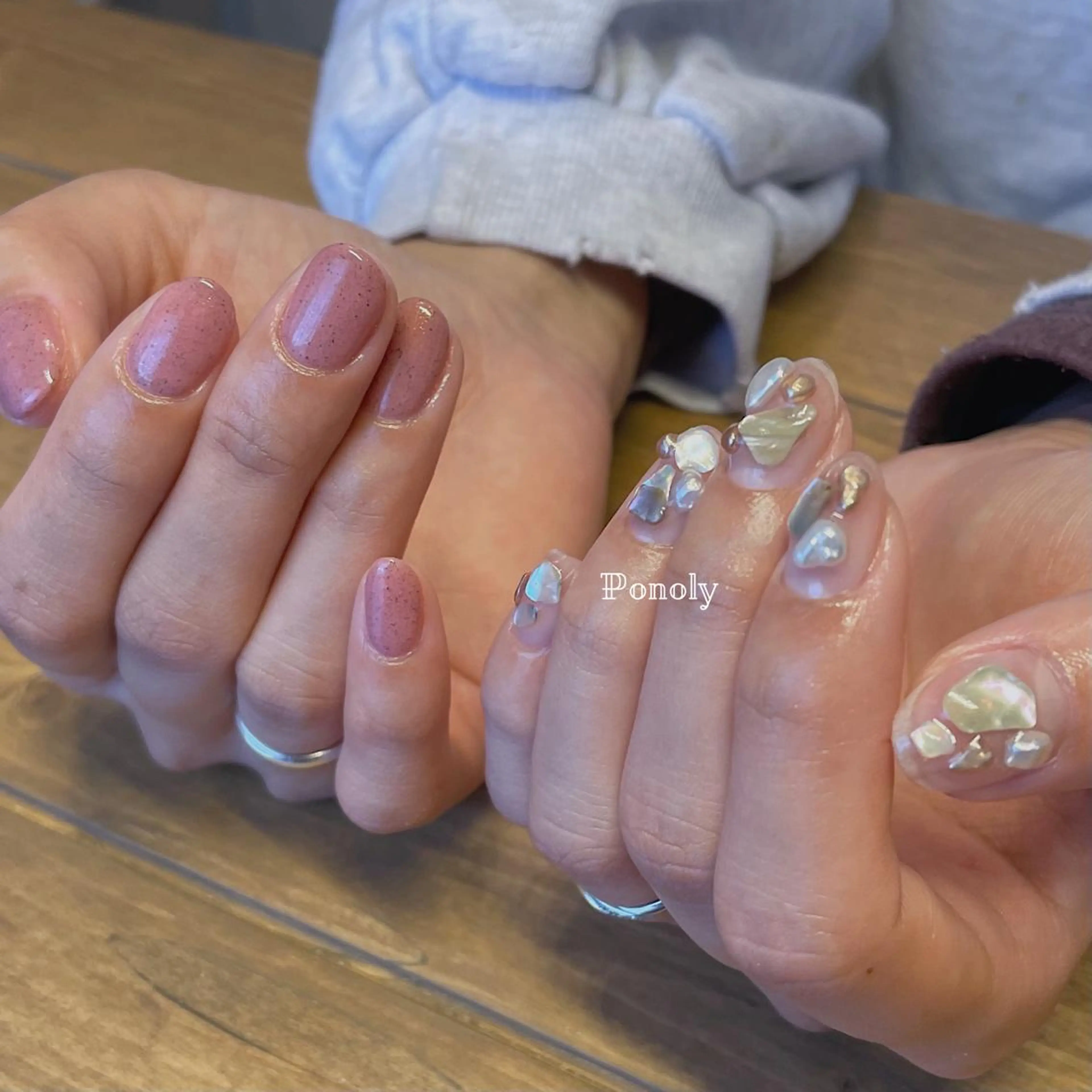 ショート ネイル ジェルネイル マグネットネイル ニュアンスネイル ワンカラーネイル パラジェル 10ten所属・10ten Mikiのネイルデザイン