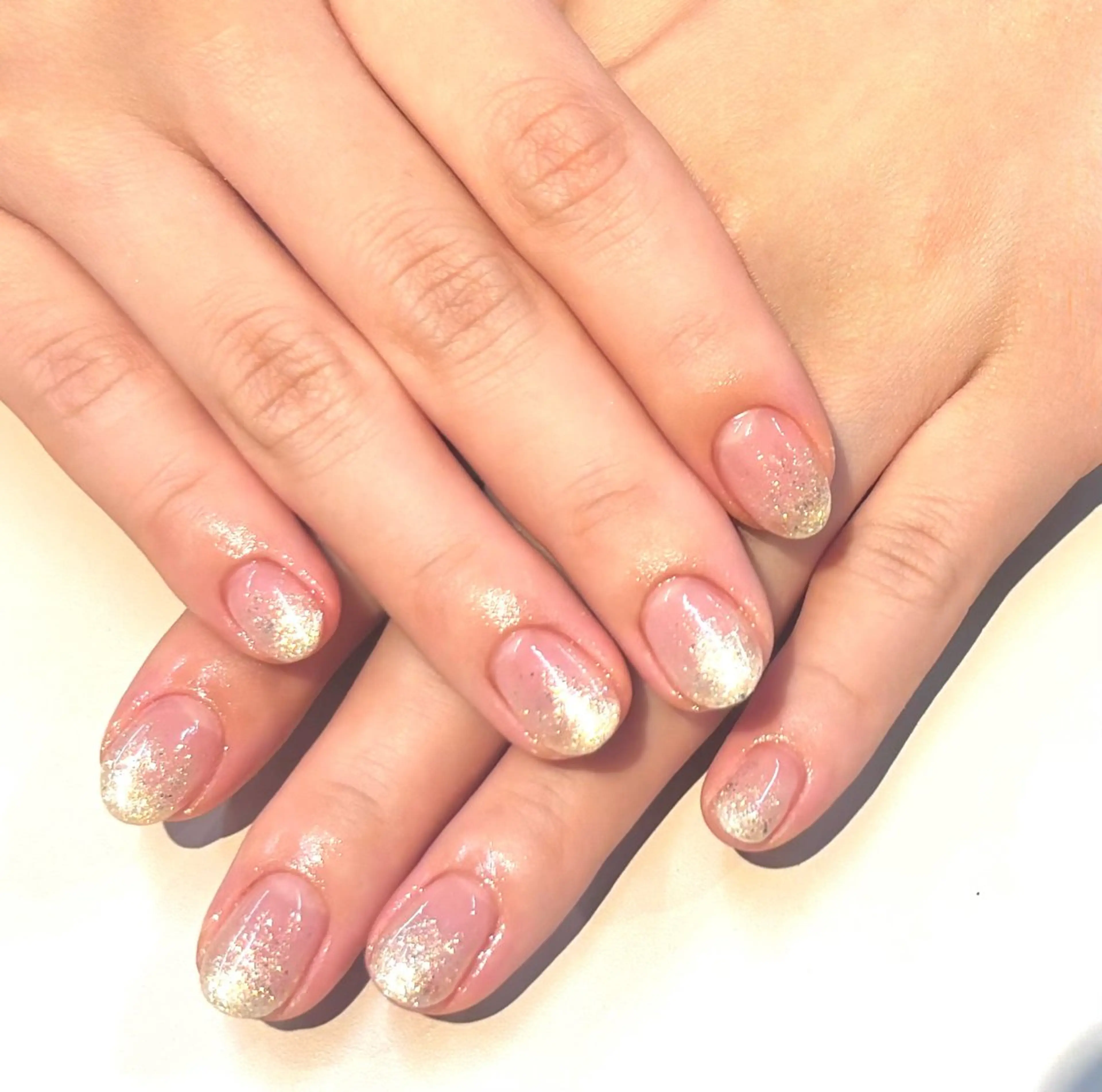 ネイル ゴールド グラデーション ラメ(グリッター) ラメグラデーション 黄色 deg゜ yumiのネイルデザイン