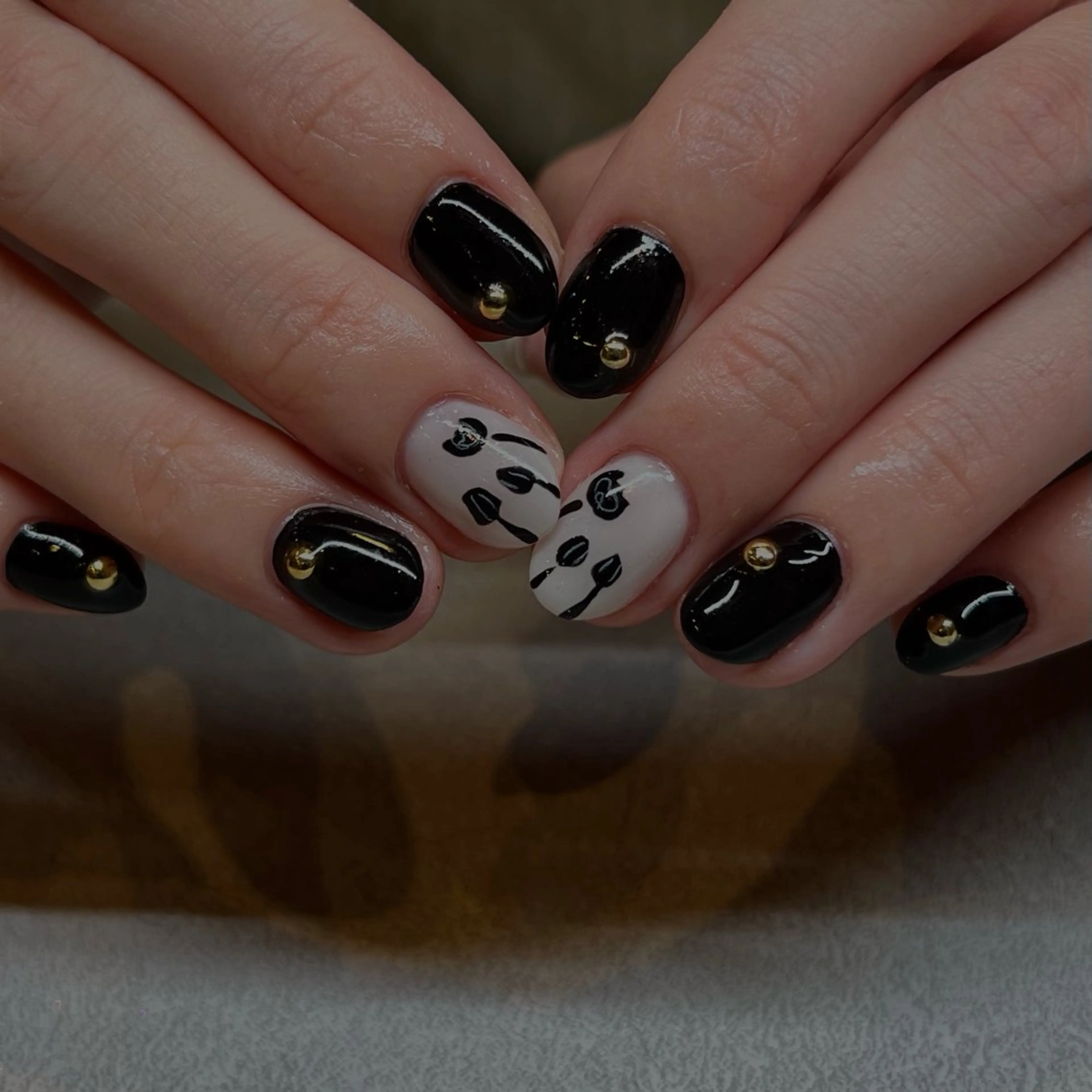 ネイル アートネイル オーロラネイル べっ甲ネイル ブルー ボルドー Cleo中目黒店 Hinahoのネイルデザイン