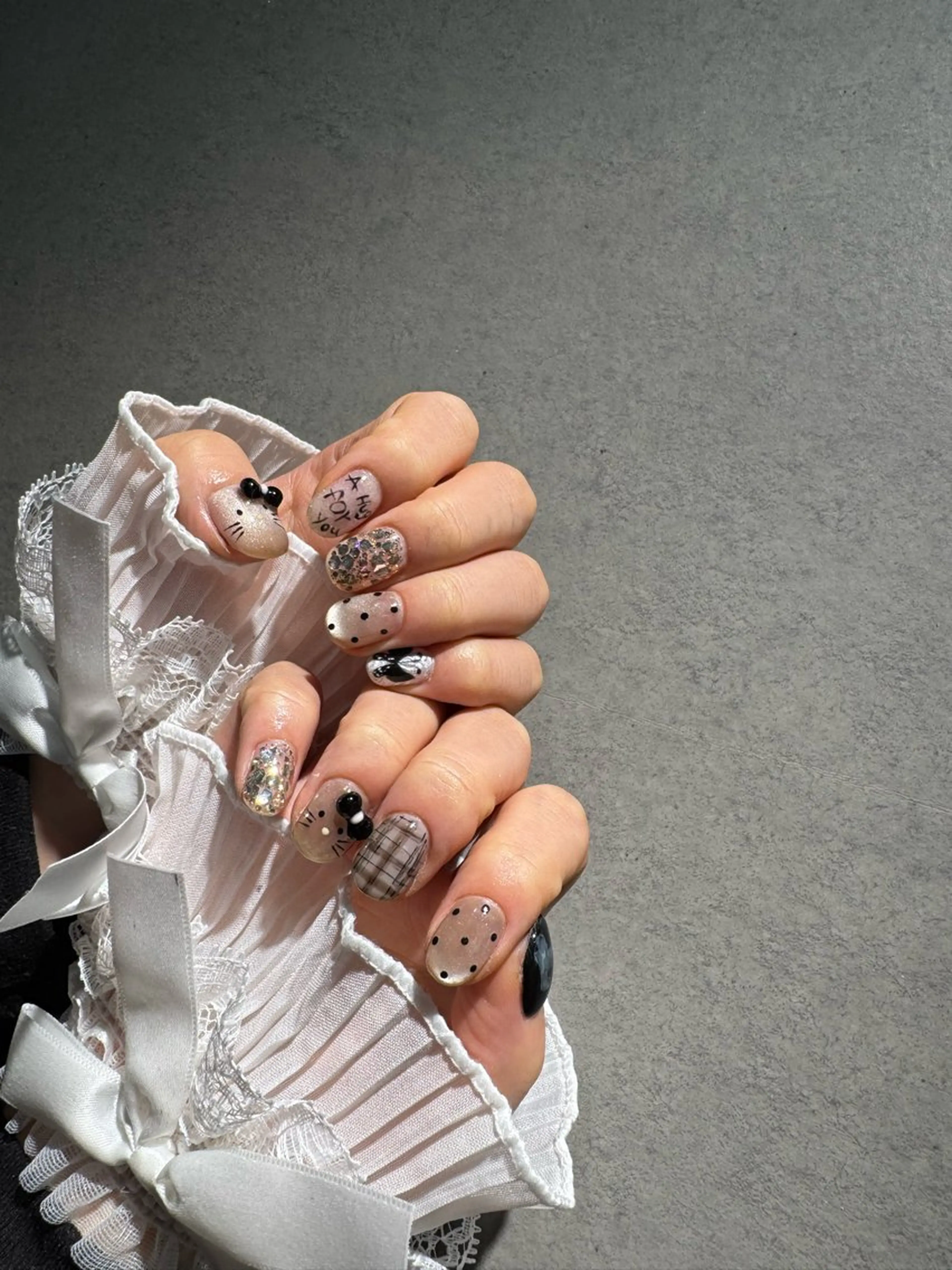 ネイル I-nailロング /ワンホン/キラキラのネイルデザイン