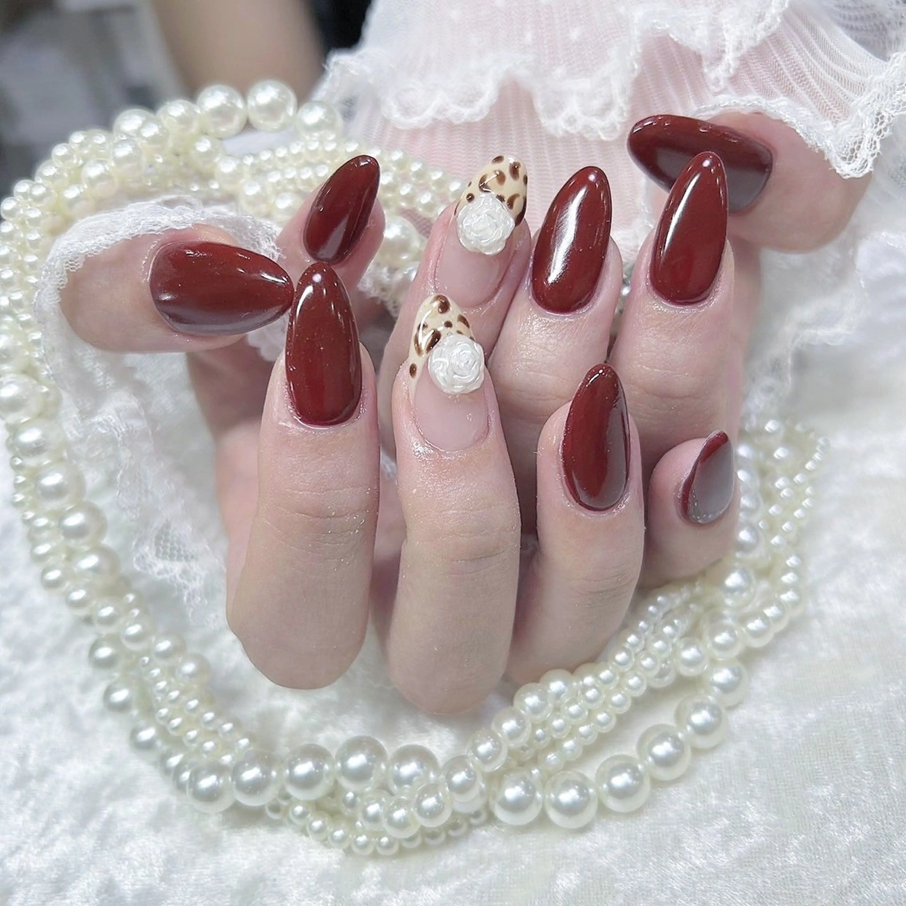 ネイル アートネイル 長さ出し フットネイル 韓国ネイル マグネットネイル ハンドネイル Minami 🍓のネイルデザイン