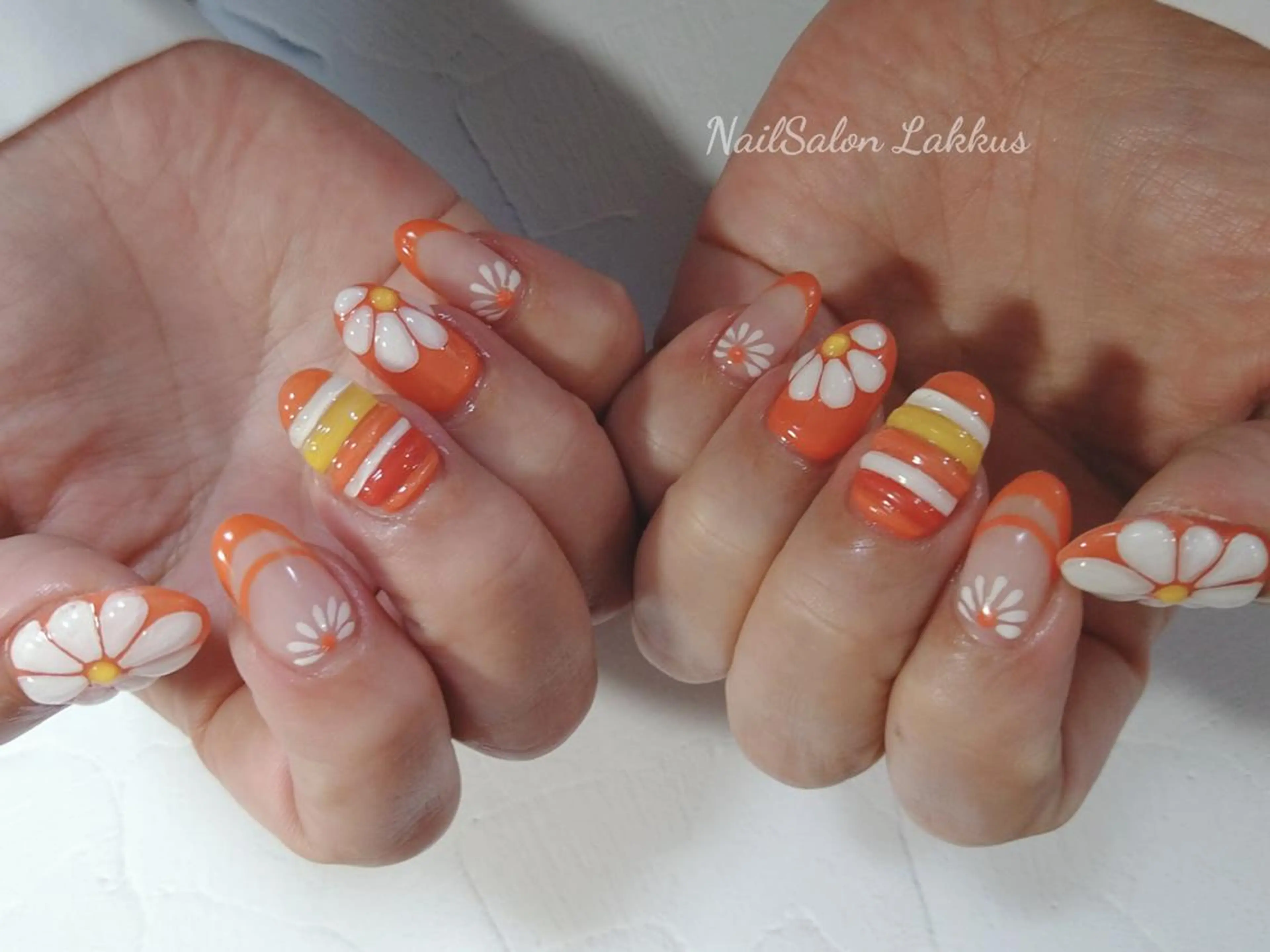 ネイル Lakkus N－Aのネイルデザイン