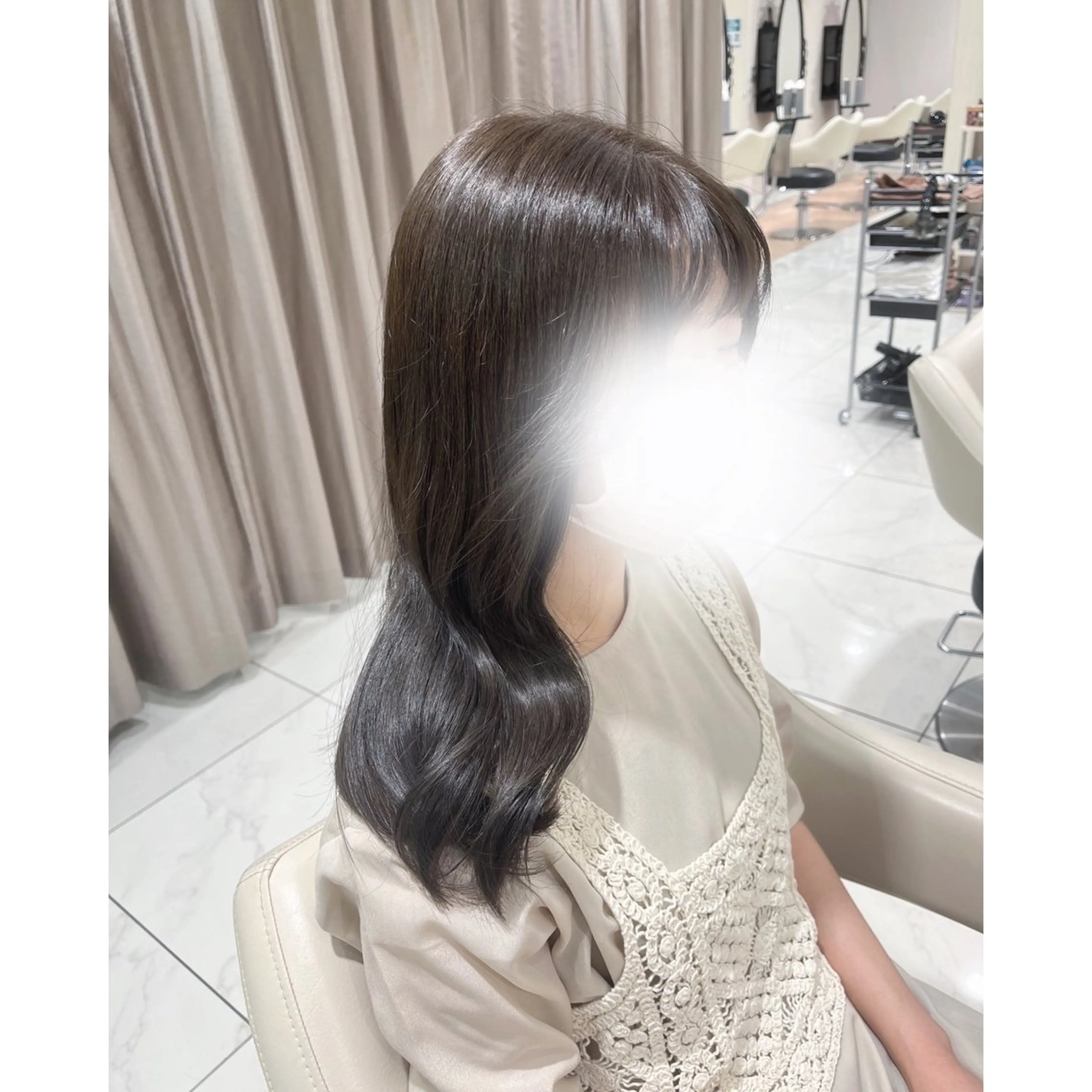 セミロング カラー 韓国ヘア 🎀中川綾乃🎀のヘアスタイル