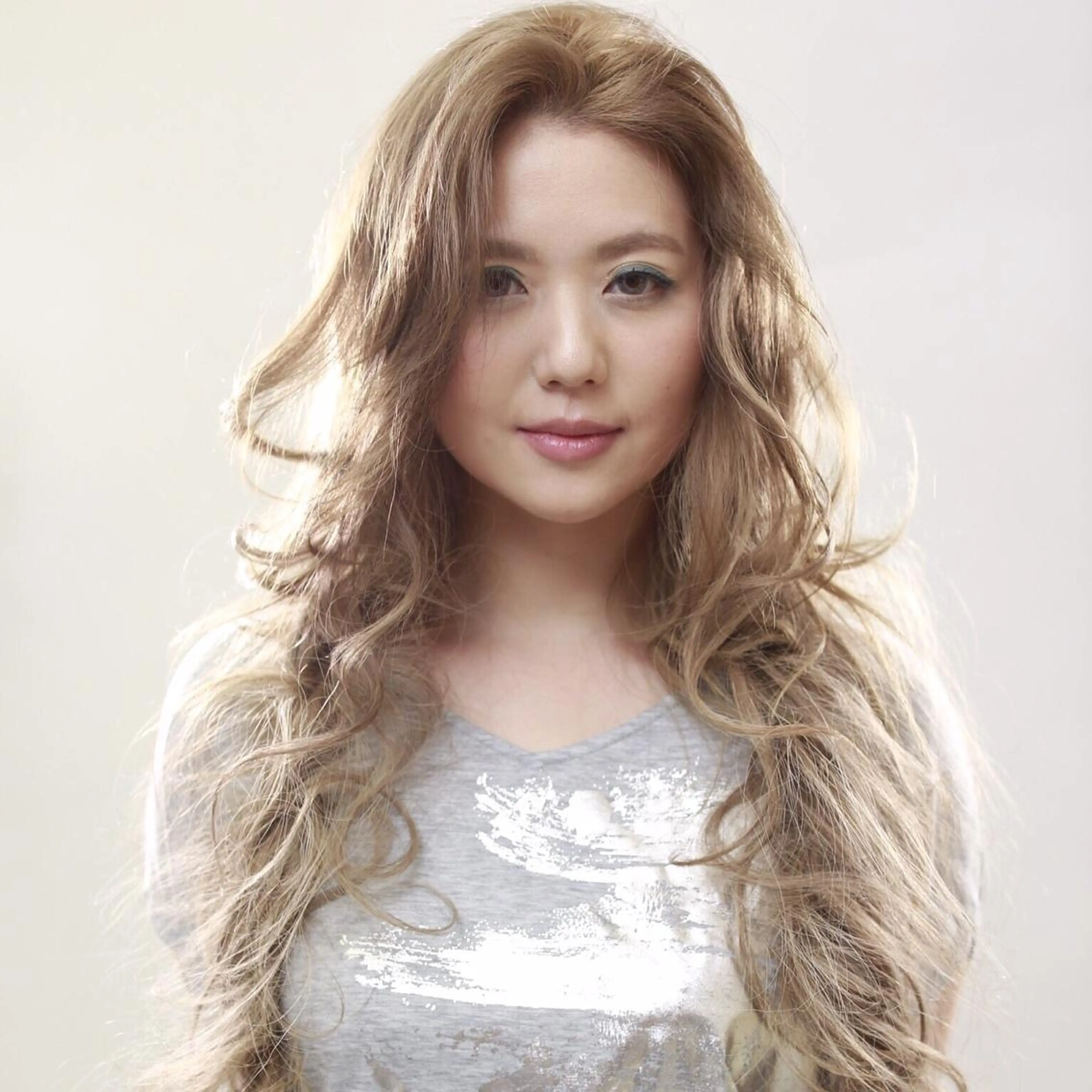 ロング カラー ヘアアレンジ 🔹TOMO🔹 圧倒的経験値🔹のヘアスタイル