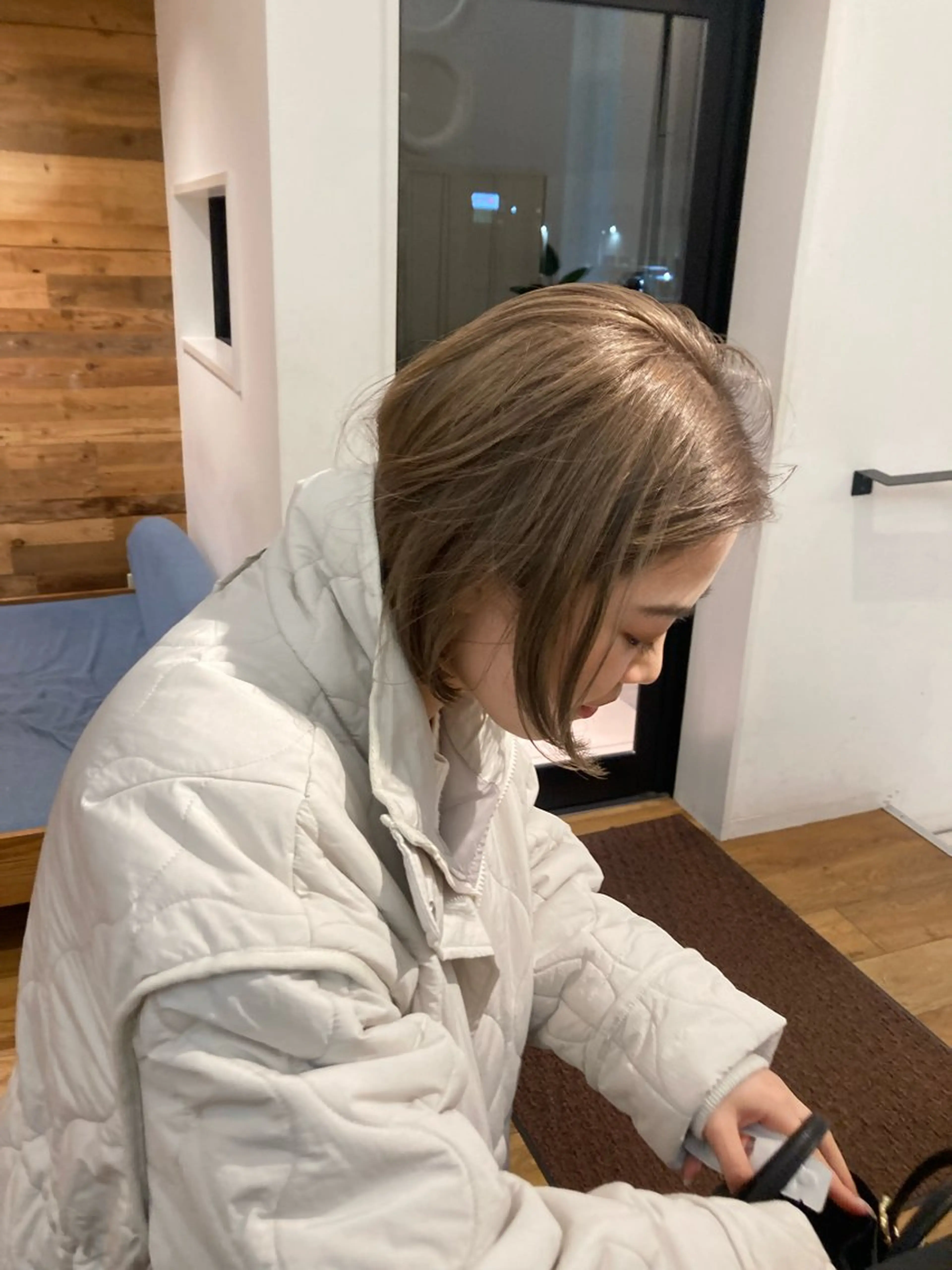 ミディアム カラー ブリーチ 津田 里菜のヘアスタイル