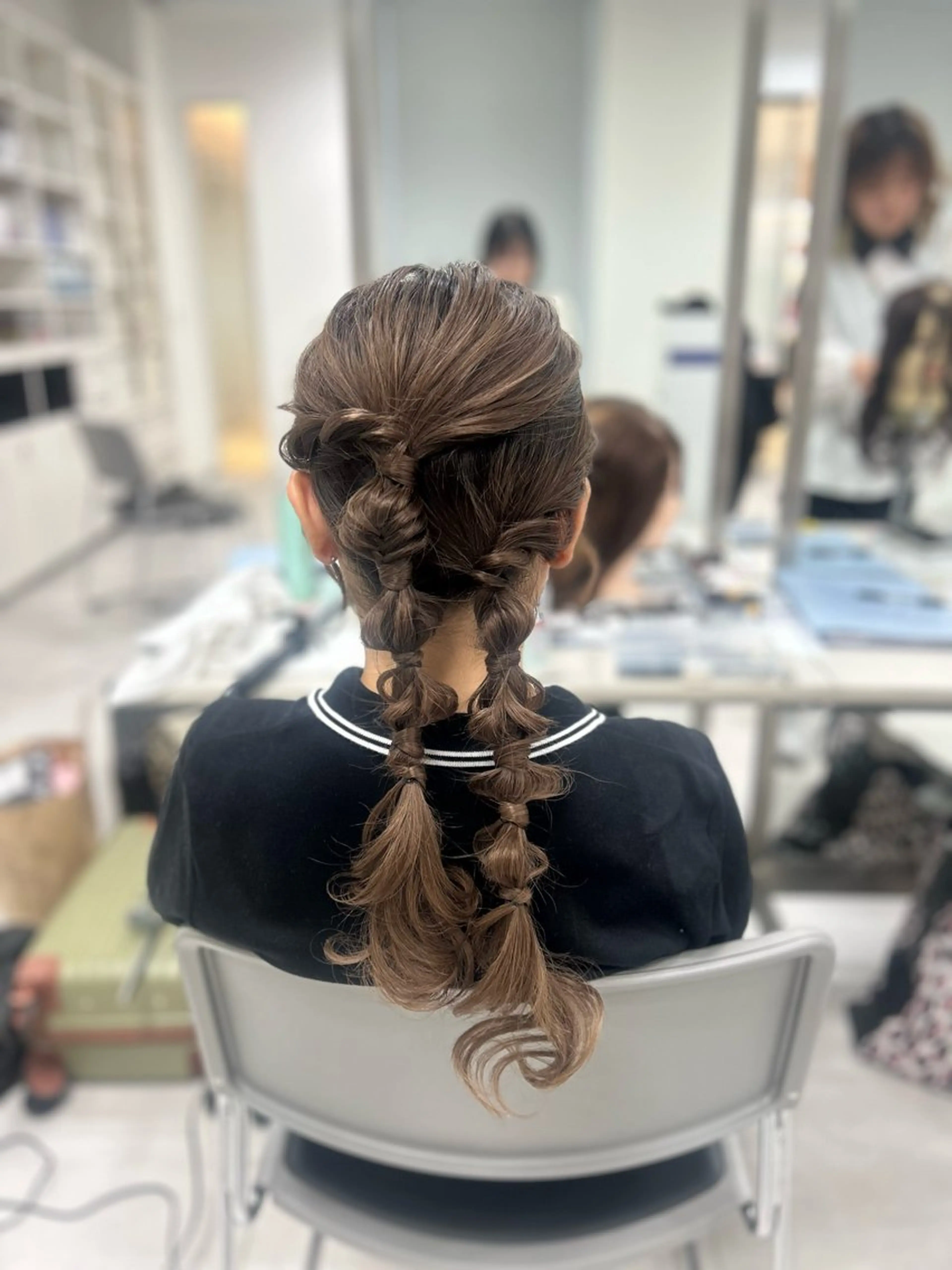 ヘアアレンジ ツインテール ヘアセット 伊藤 萌加のヘアスタイル