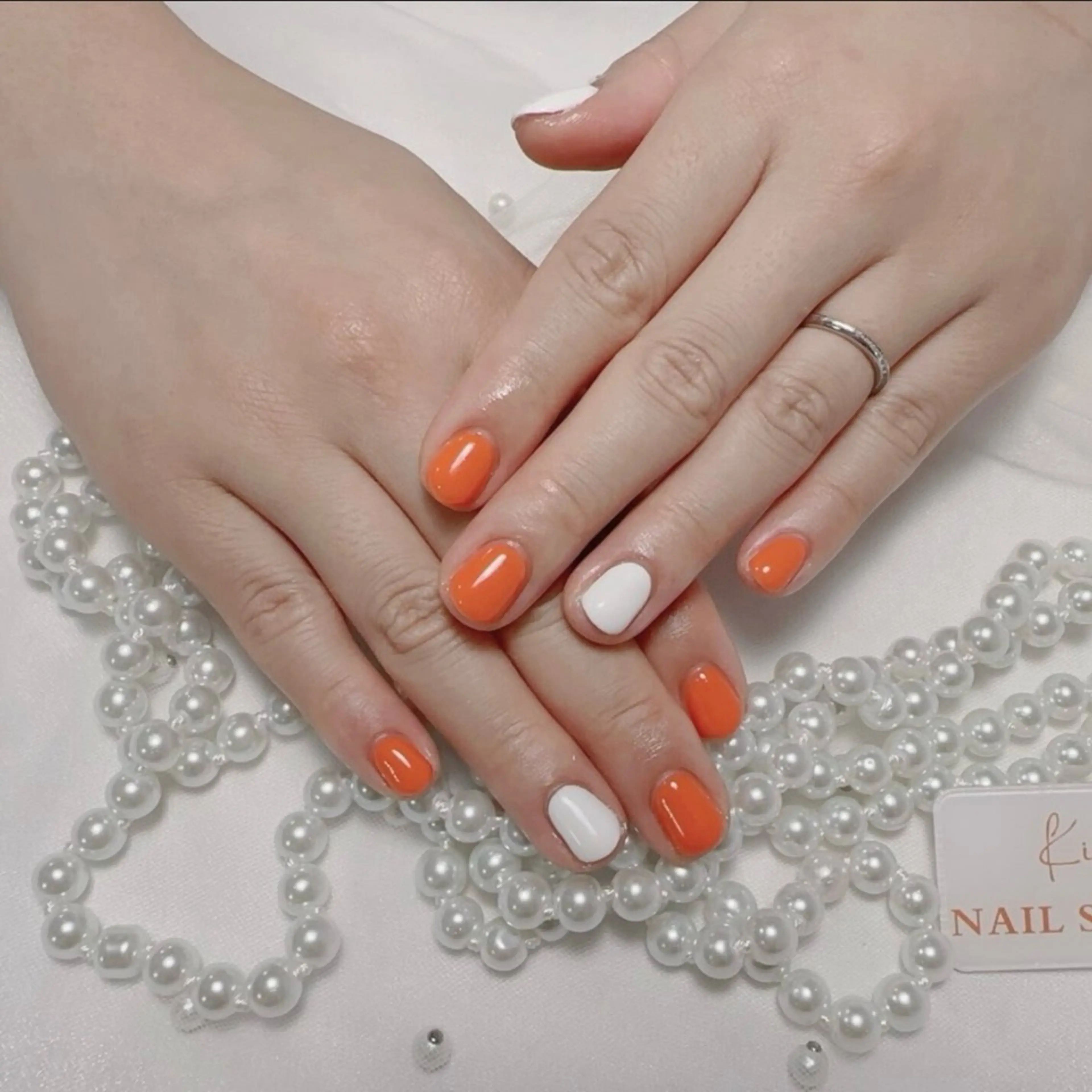 ネイル アートネイル フレンチネイル ジェルネイル グラデーション 韓国ネイル ハンドネイル 💕鈴木ユリ パラジェル/オフ無料のネイルデザイン