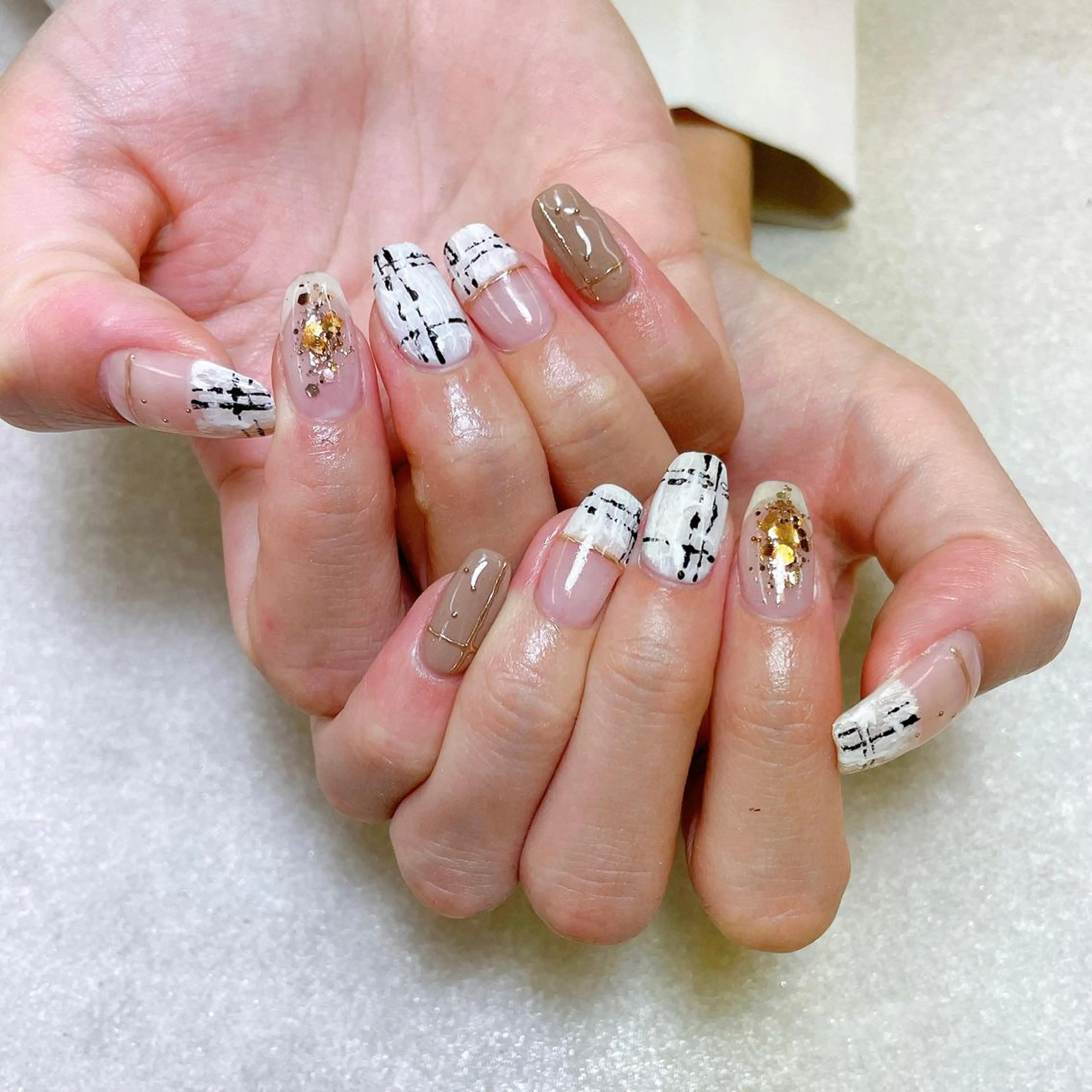 ネイル ハンドネイル A85G ayakoのネイルデザイン