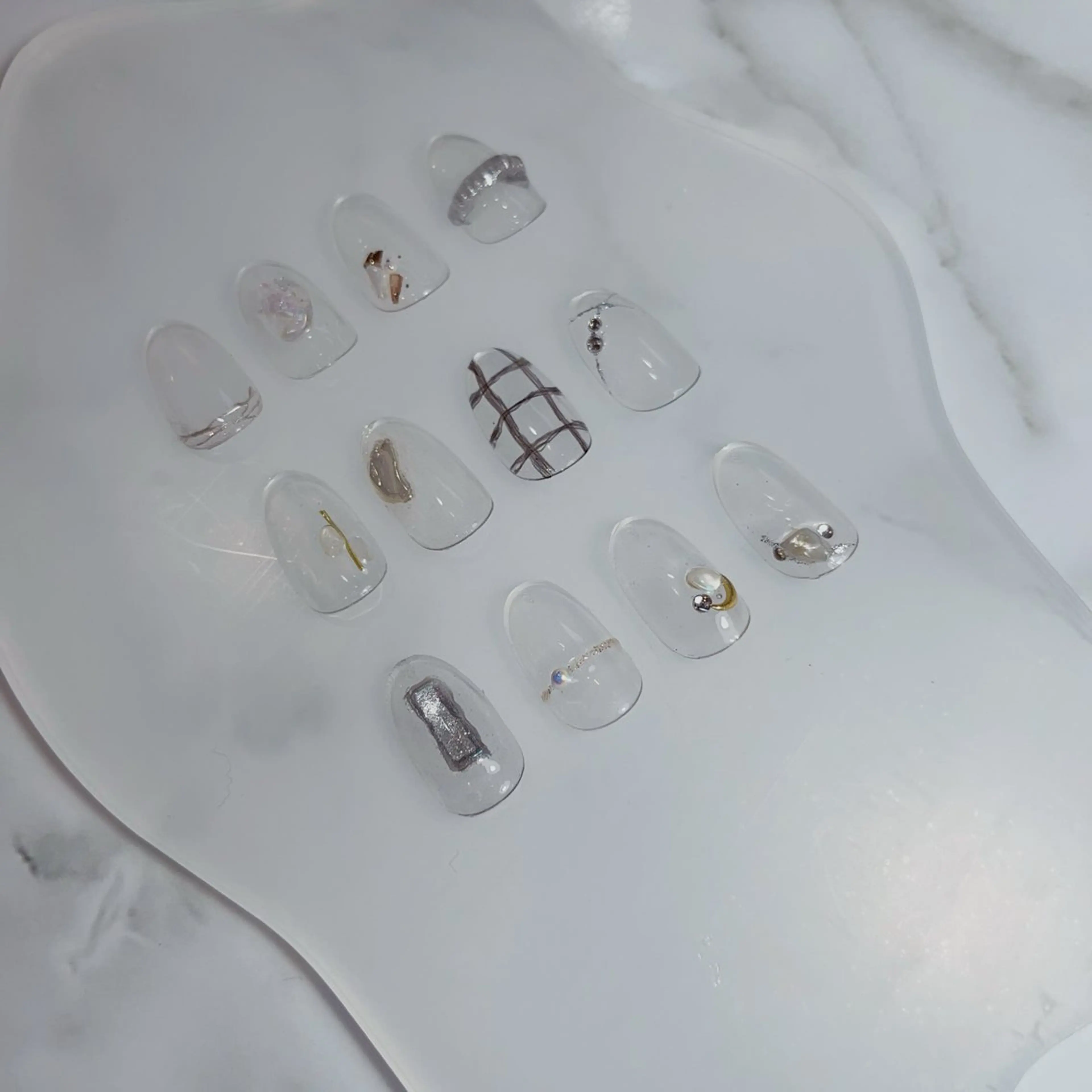 ネイル 奈良 智子のネイルデザイン