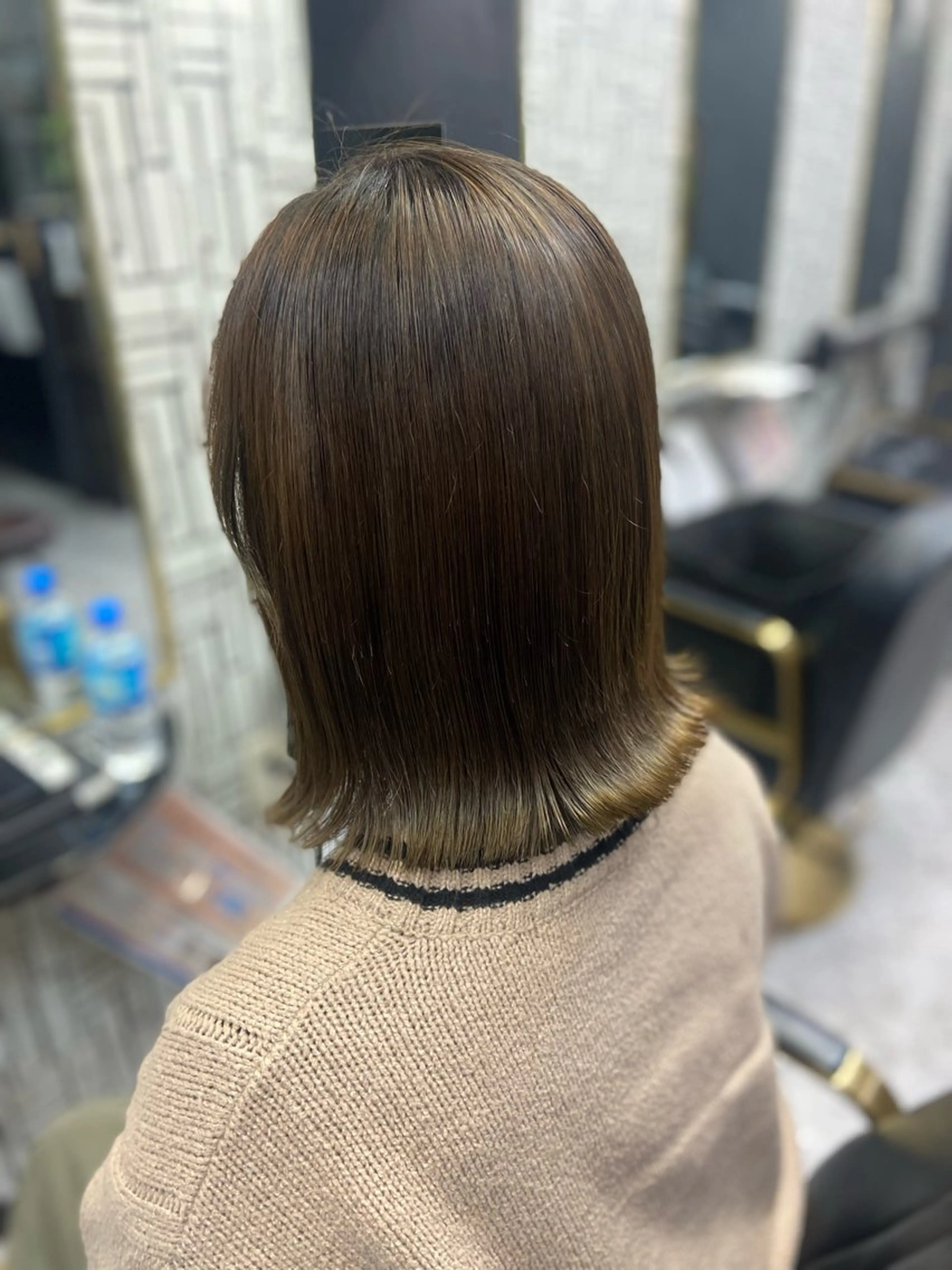 ミディアム 切りっぱなしボブ ボブ 瀧下 唯のヘアスタイル
