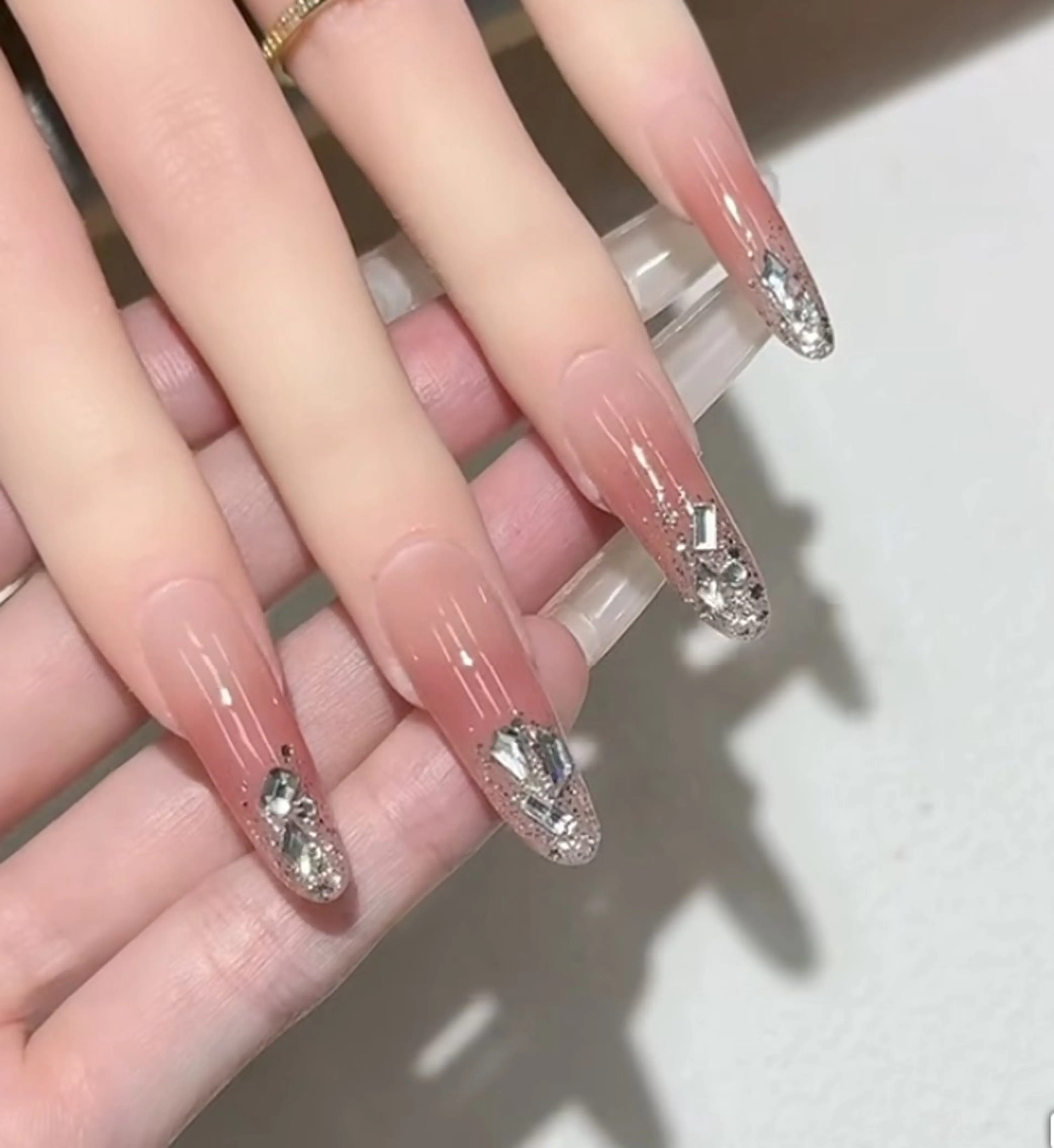 ネイル ヒナネイルサロン所属・Hina ネイルサロンのネイルデザイン