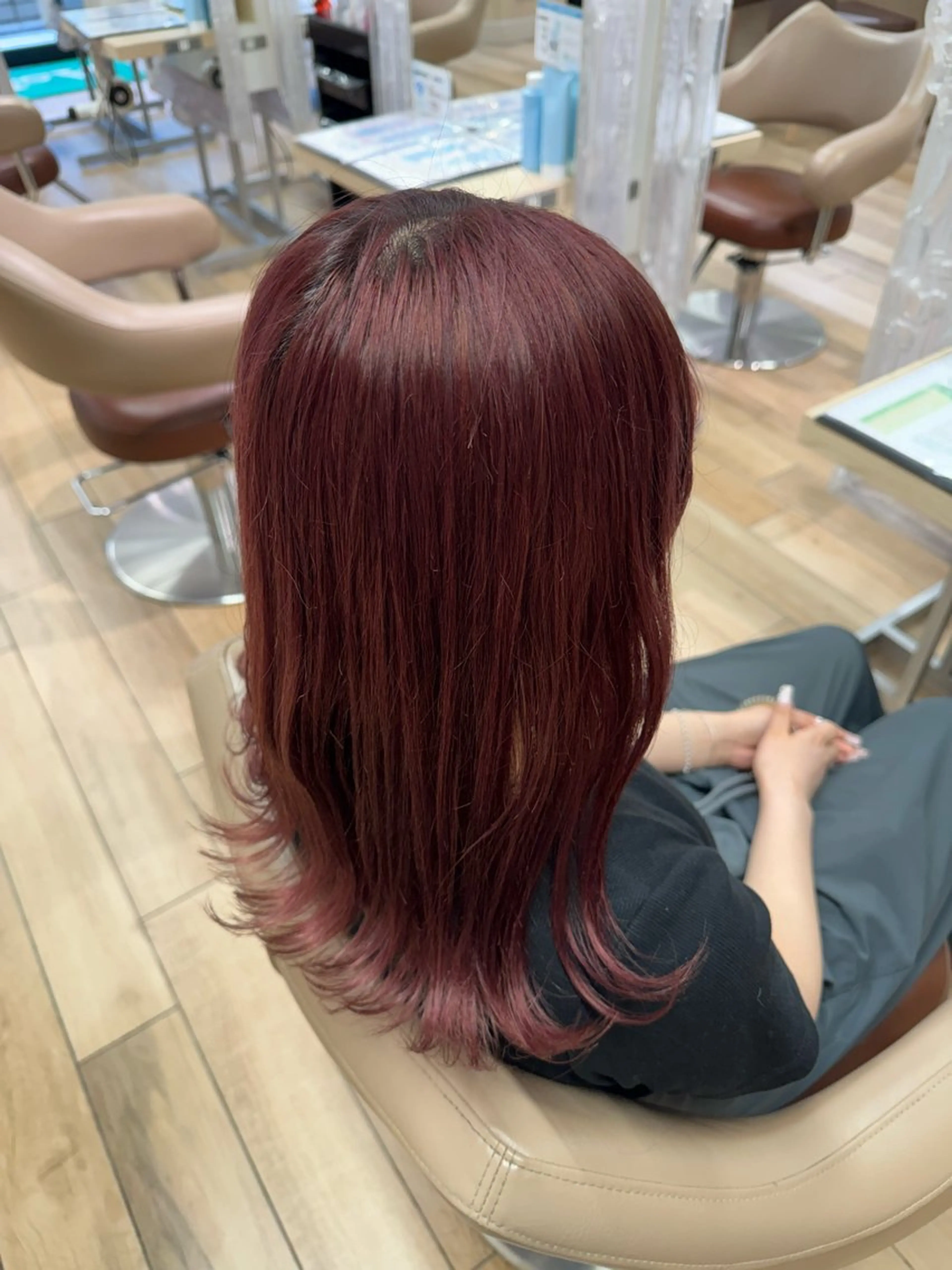 カラー ヘアカラー 田村 真菜のヘアスタイル