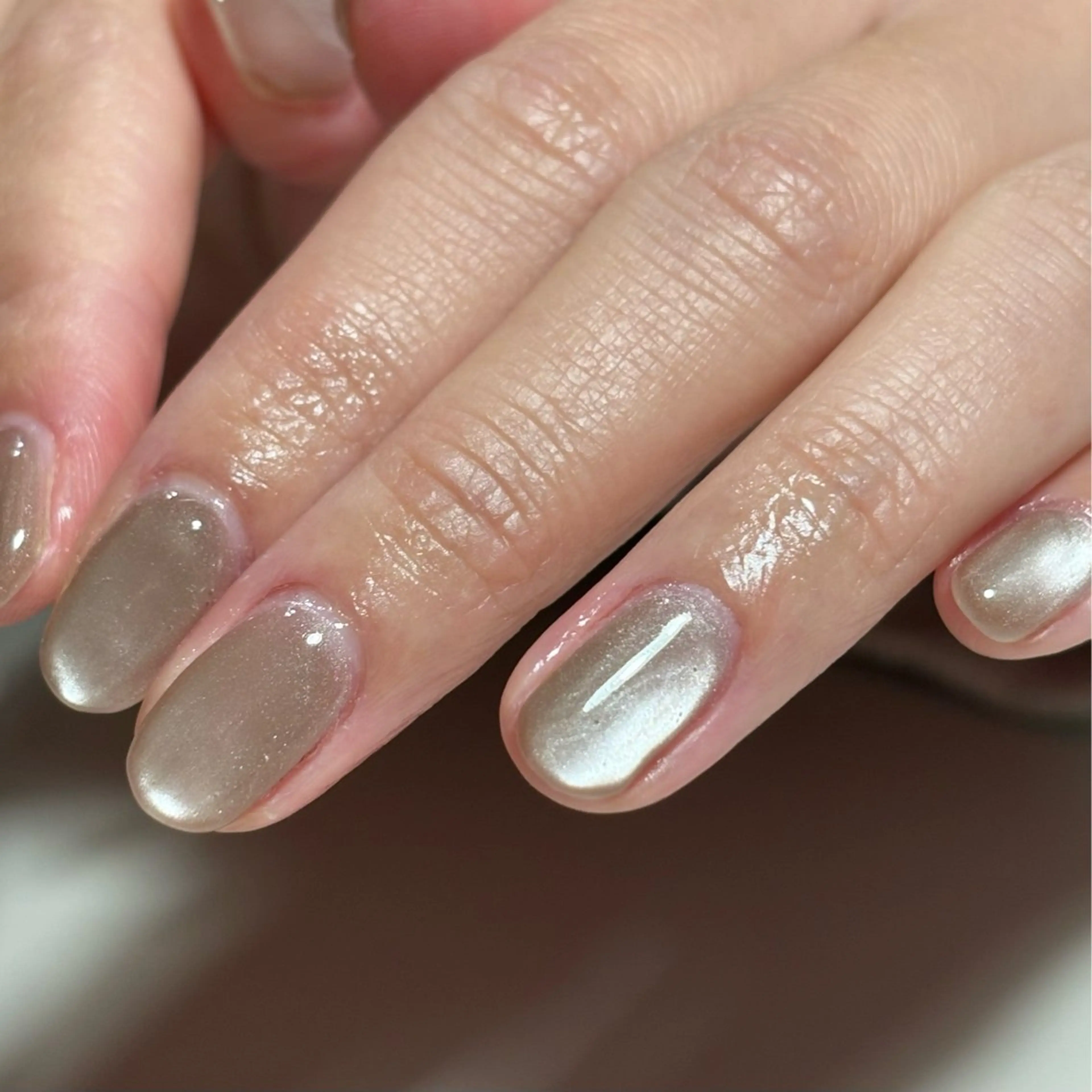 ネイル マグネットネイル マグネットワンカラー ワンカラーネイル Noël新宿南口 arisaのネイルデザイン