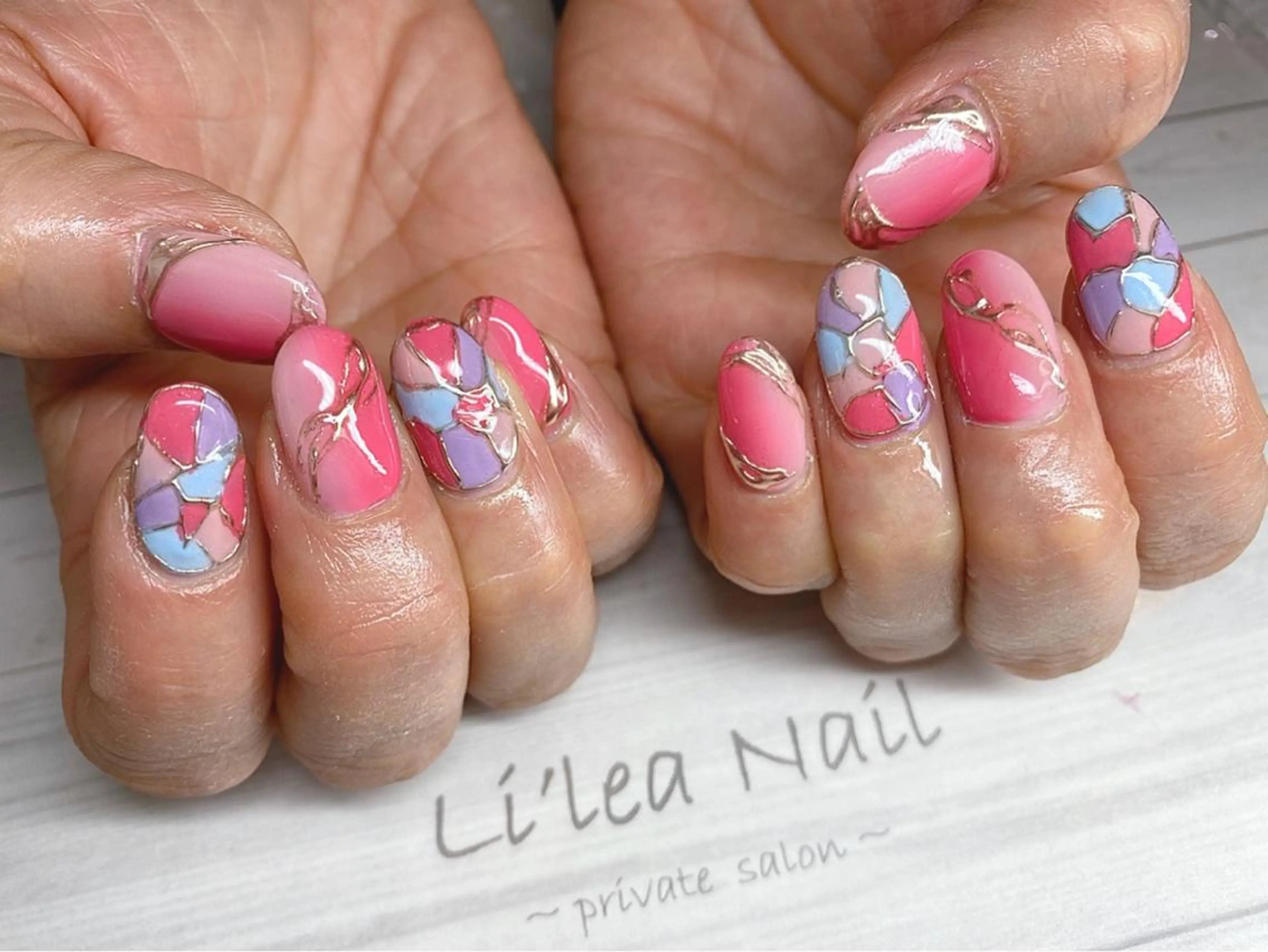 ネイル Li'leaNail AINAのネイルデザイン