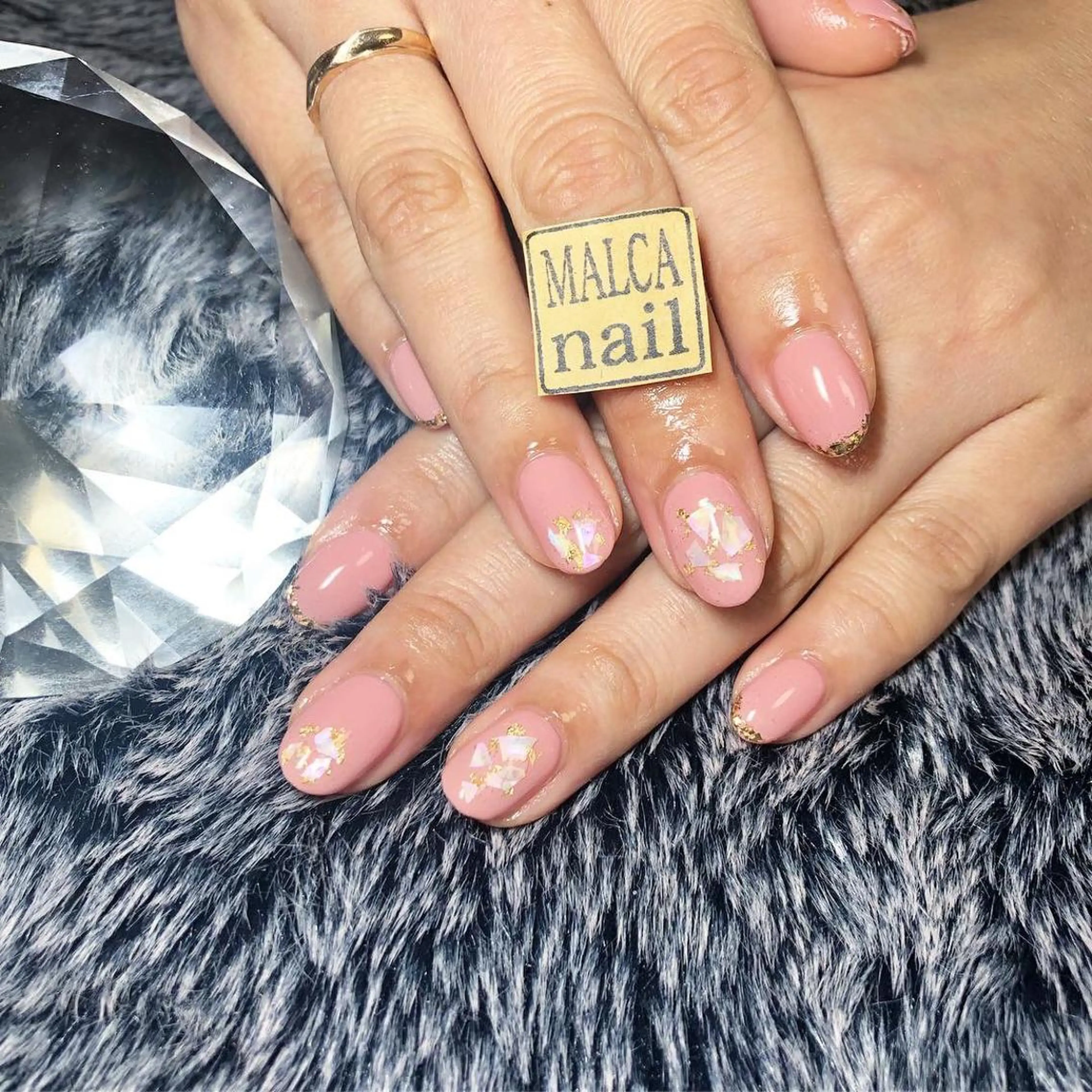 ミディアム カラー パーマ ヘアアレンジ キッズ ネイル マツエク・マツパ ハンドネイル MALCAnail(マルカネイル)所属・荒木 莉奈のネイルデザイン