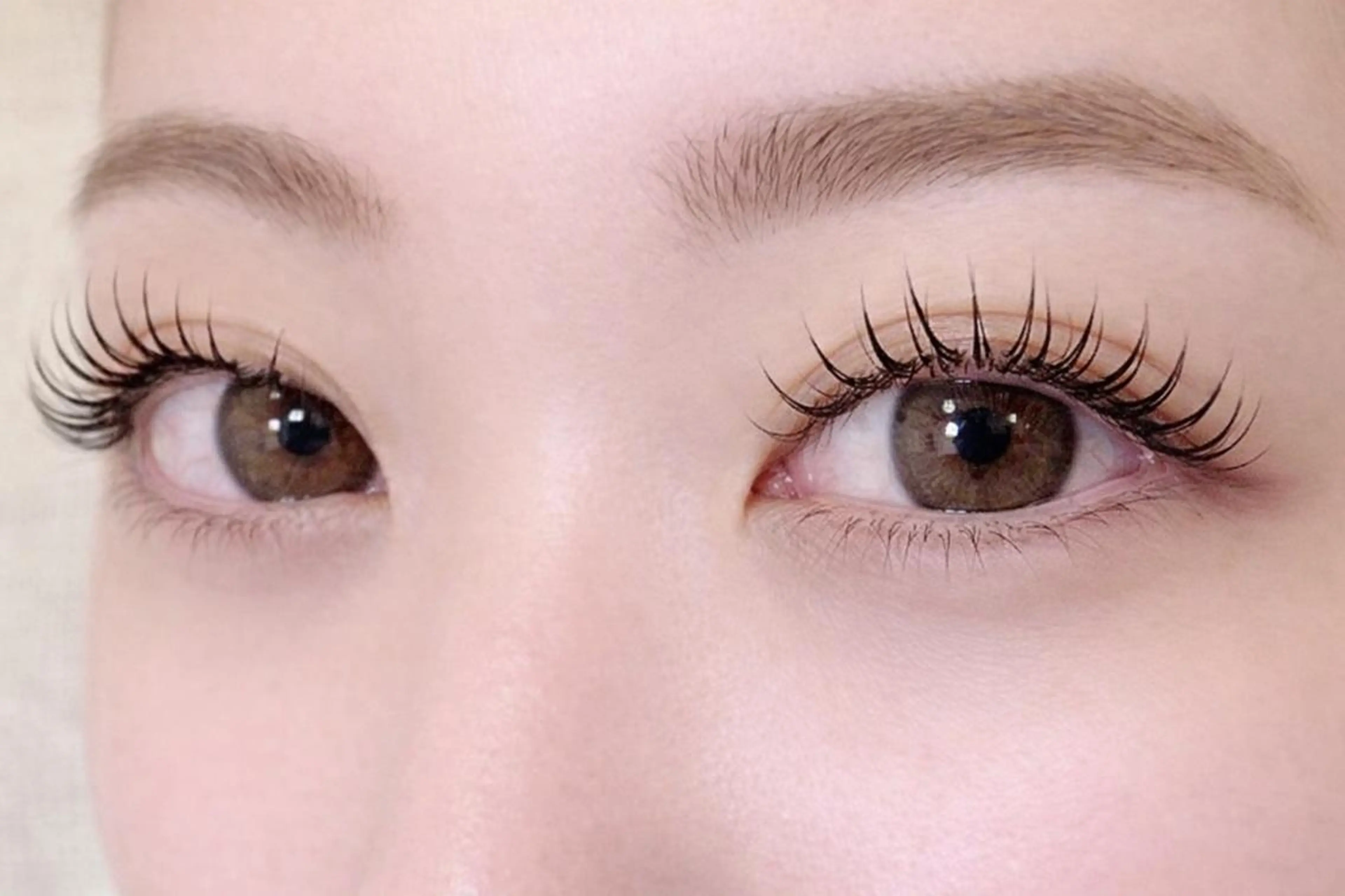 オフ無料☆上まつげエクステ120本迄(目尻長めデザイン指定、カールは選択可♪)の写真