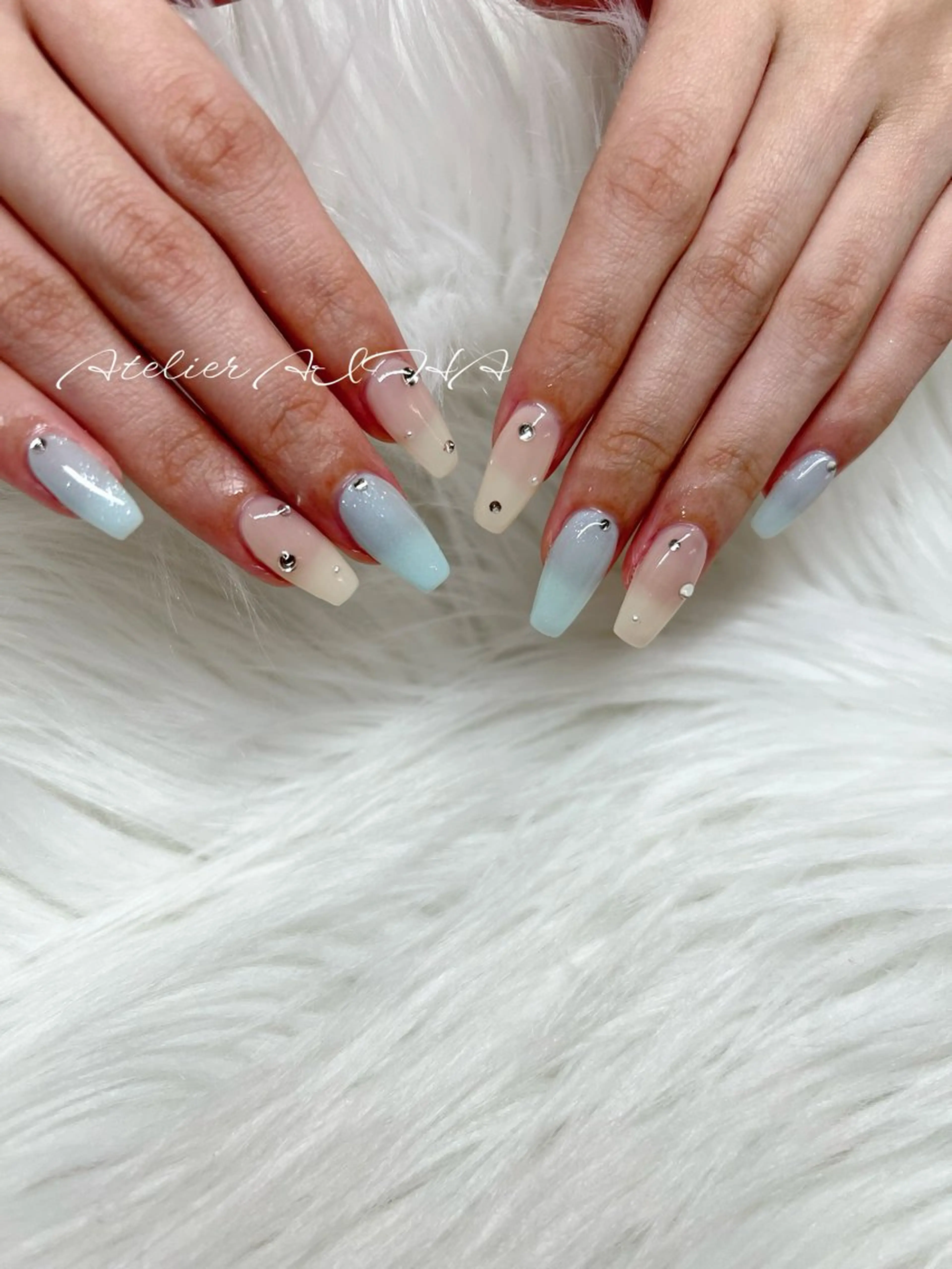 ミディアム アトリエAIHA所属・アトリエAIHA★ フィルイン推奨サロンのネイルデザイン