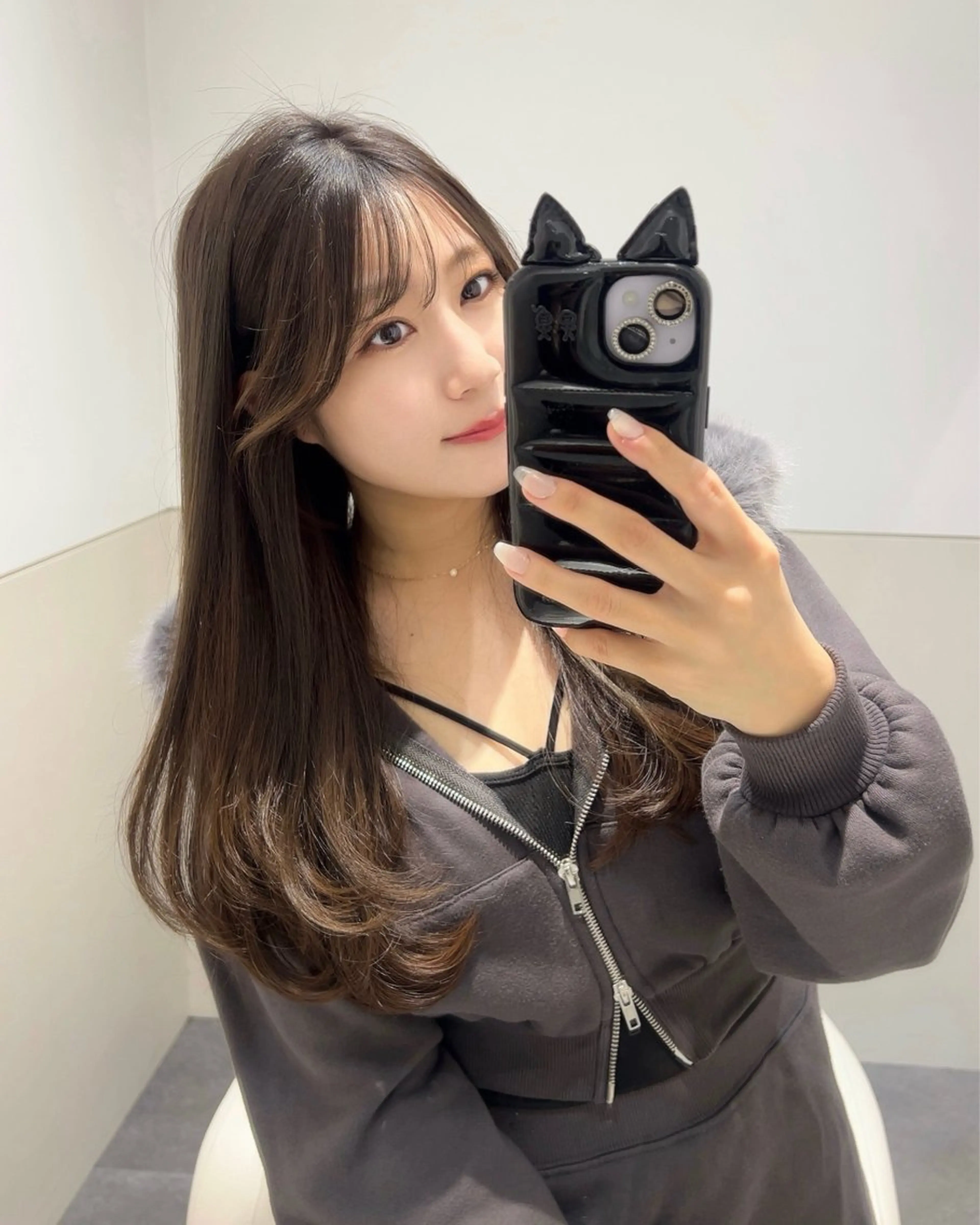 セミロング カラー グレージュ レイヤーカット カット ヘアカラー トリートメント 🩷韓国ヘア/ミディ アム🩷Maikaのヘアスタイル