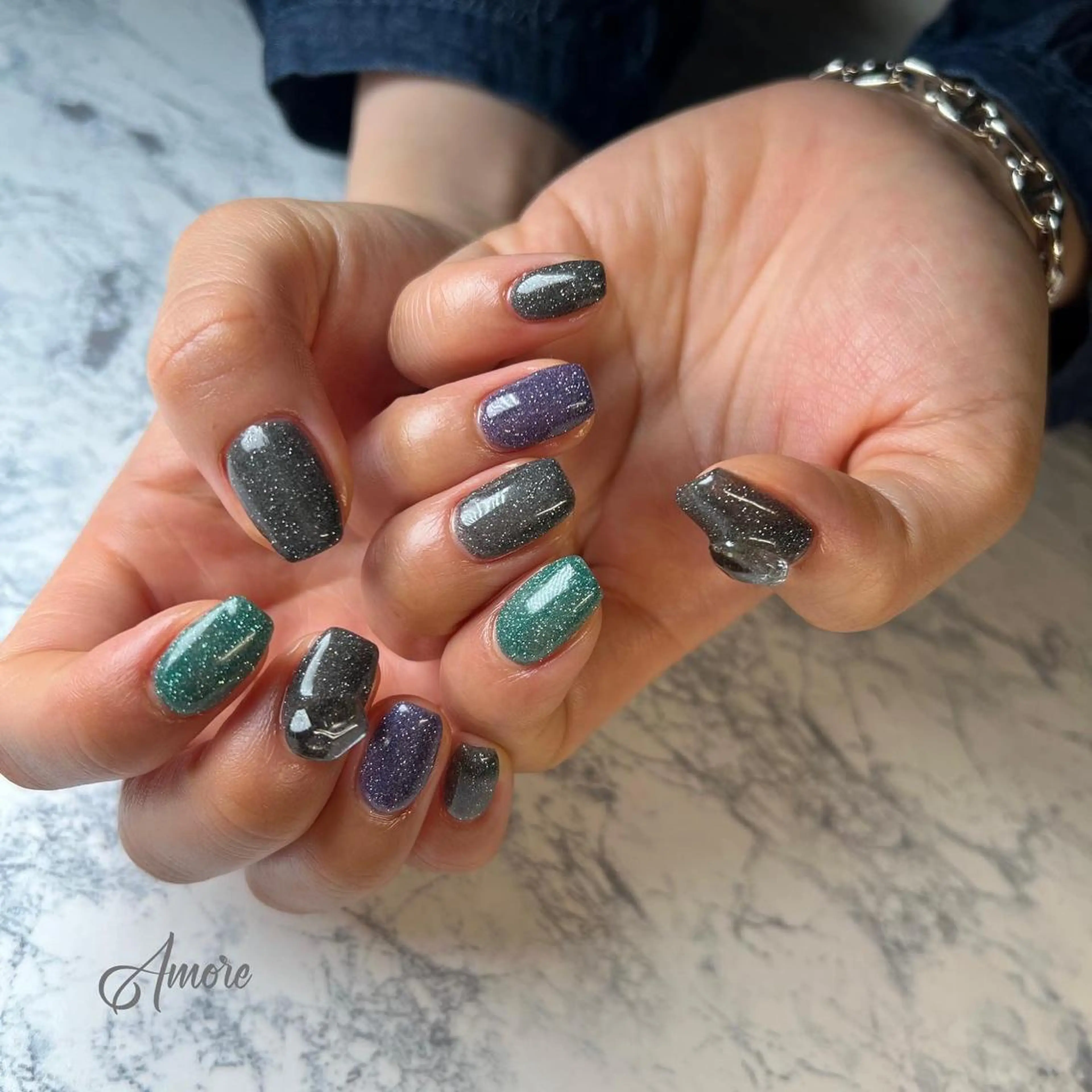 ネイル ジェルネイル 氷ネイル・うるうるネイル マグネットネイル ミラーネイル ニュアンスネイル You kyehwaのネイルデザイン