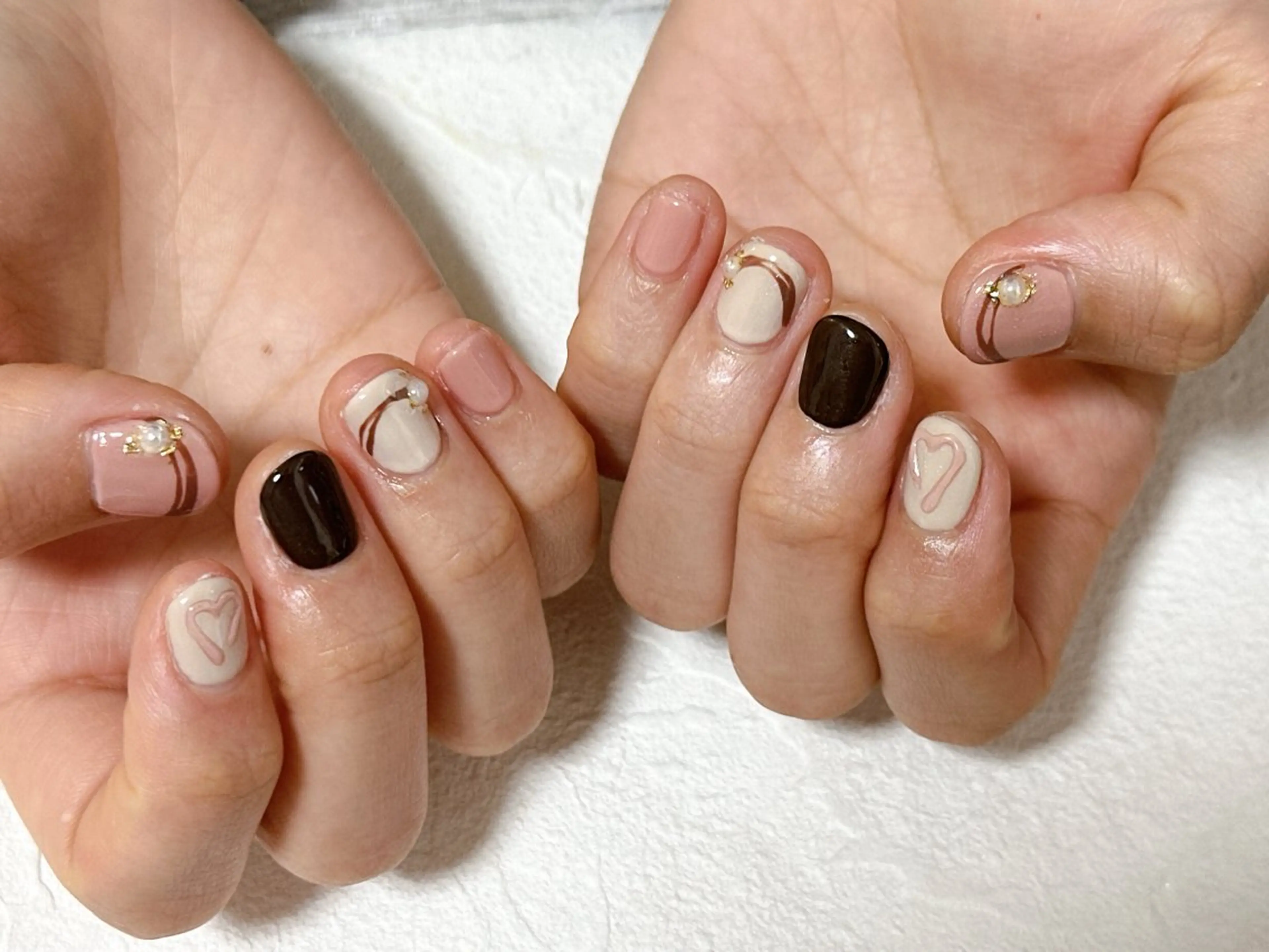 ネイル オーロラネイル フットネイル フレンチネイル ジェルネイル 韓国ネイル Mogu nail 二子玉川のネイルデザイン