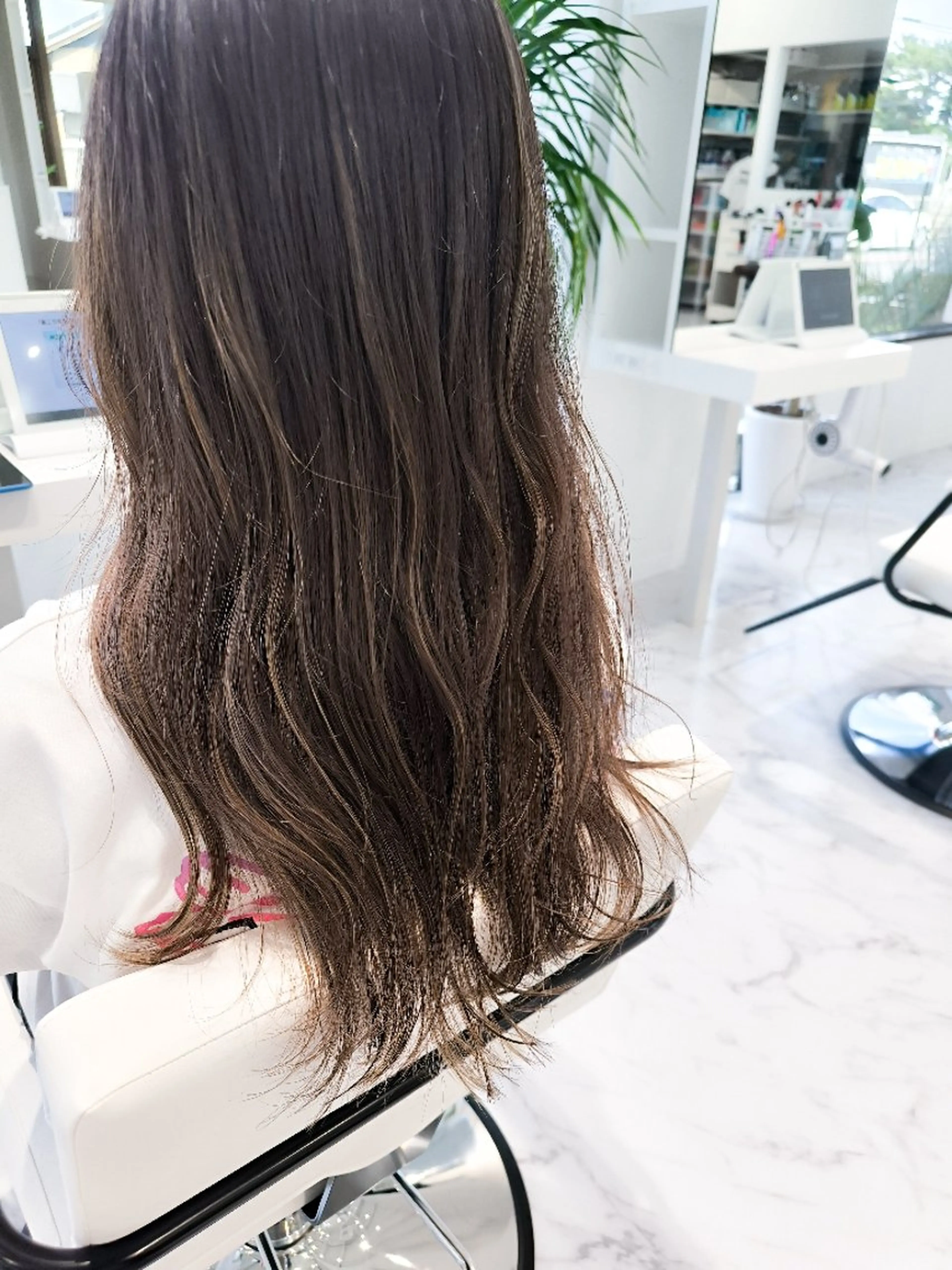 ロング カラー グレージュ ハイライトカラー ハイライト ヘアカラー Antwerp💎 ✂︎HiROKi✂︎のヘアスタイル