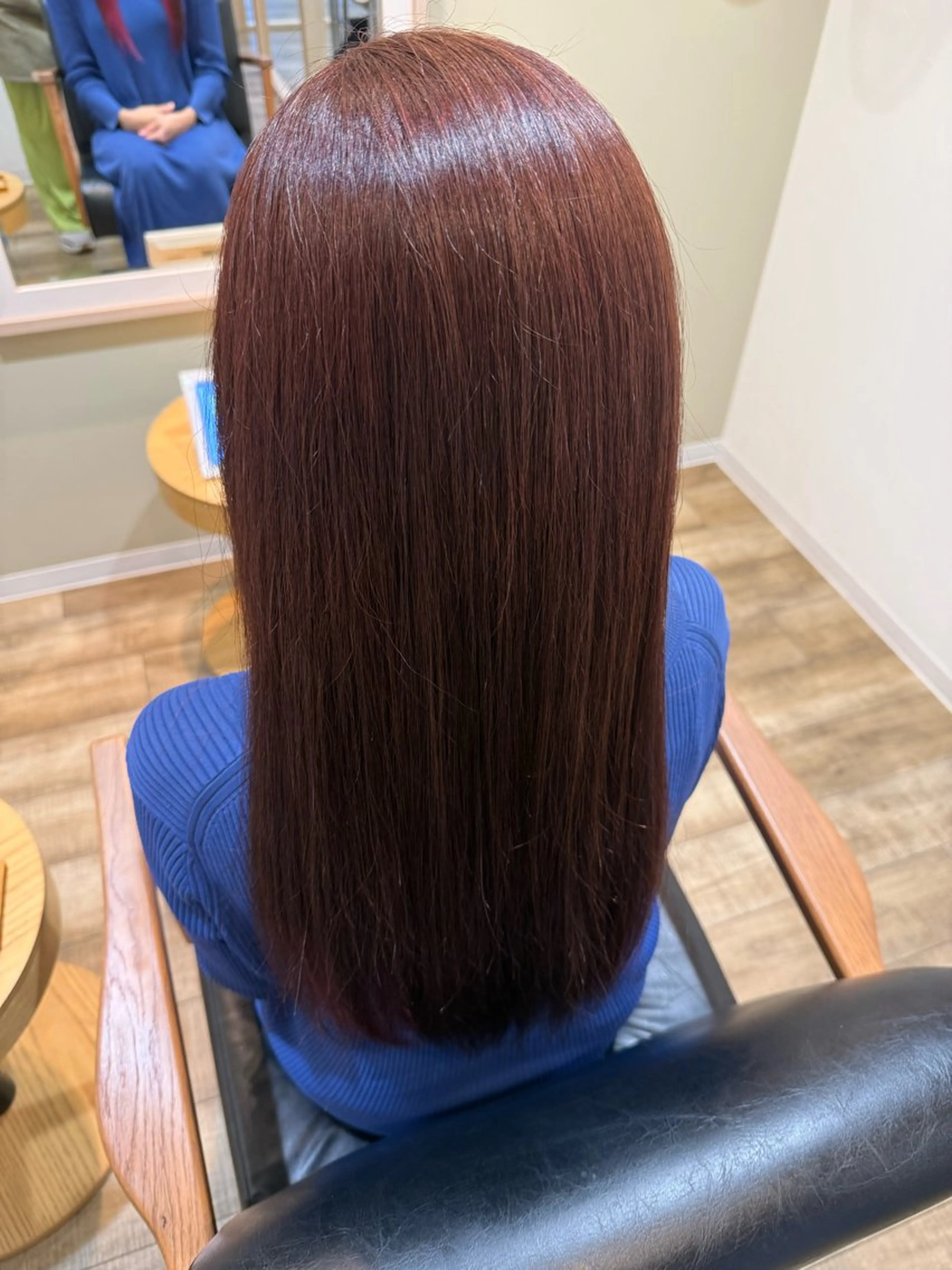 ロング カラー ブラウンカラー ピンクカラー ピンクブラウン トリートメント 酸熱トリートメント ヘアカラー トリートメント rocca 糸島店所属・rocca糸島店 リサのヘアスタイル