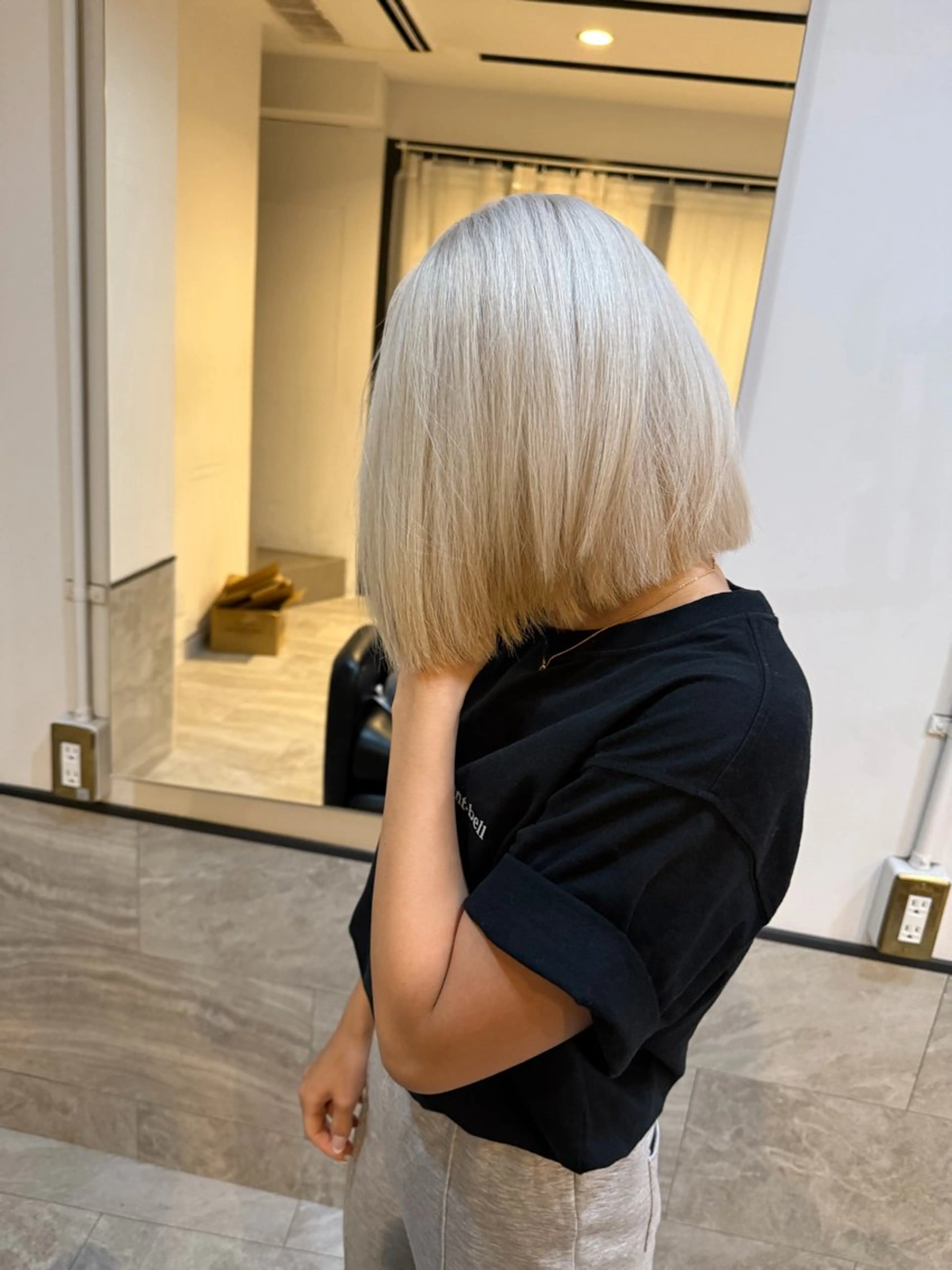 💥カット＋ハイブリーチ（ブリーチ2回）＋高保湿トリートメント💥の写真