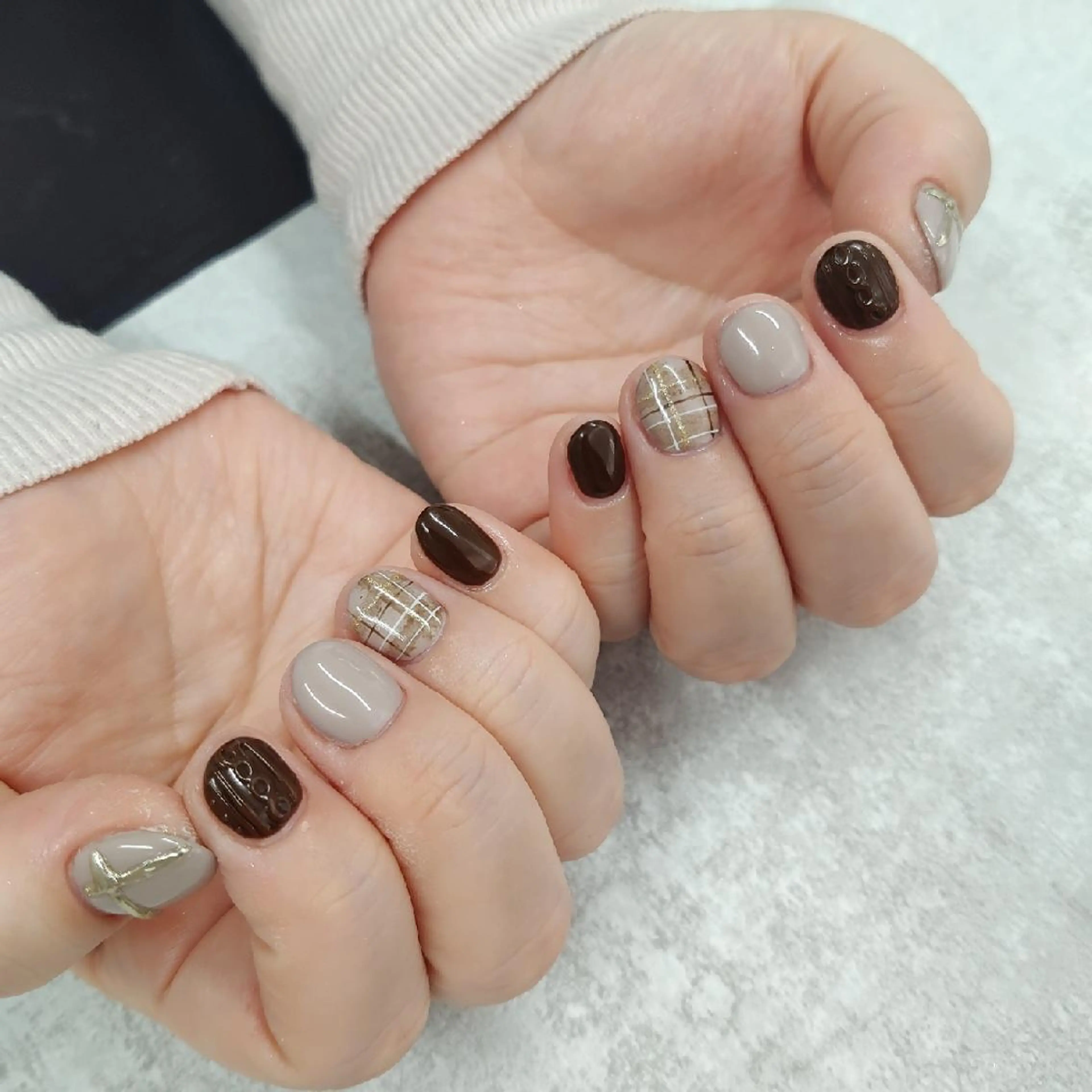 ネイル ジェヌインネイル 河内のネイルデザイン