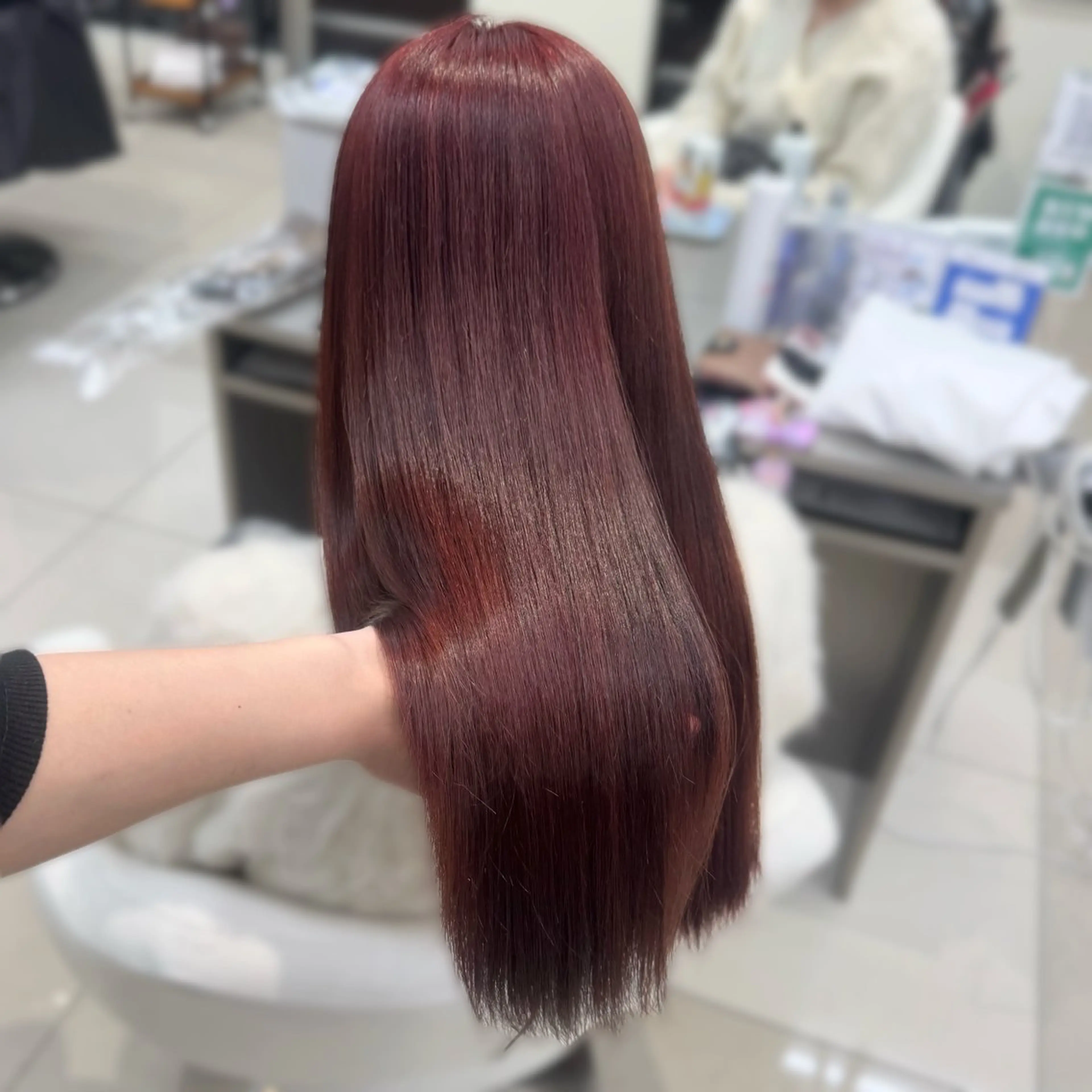 ロング カラー ヘアカラー 暖色カラー🎀🎶 田辺 樹里のヘアスタイル