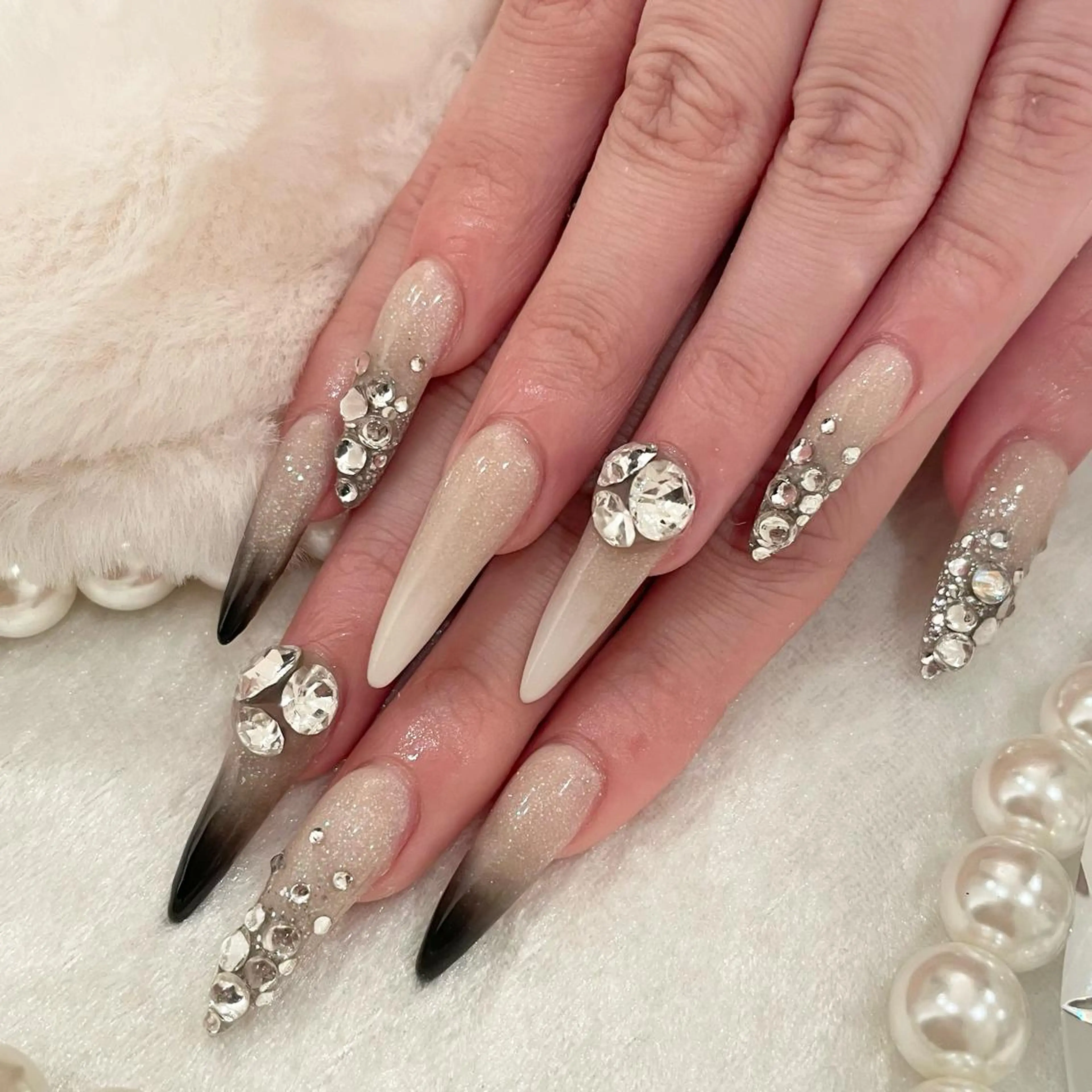 ネイル ドライヘッドスパ 名古屋駅徒歩5分のエステ・リラクイメージ