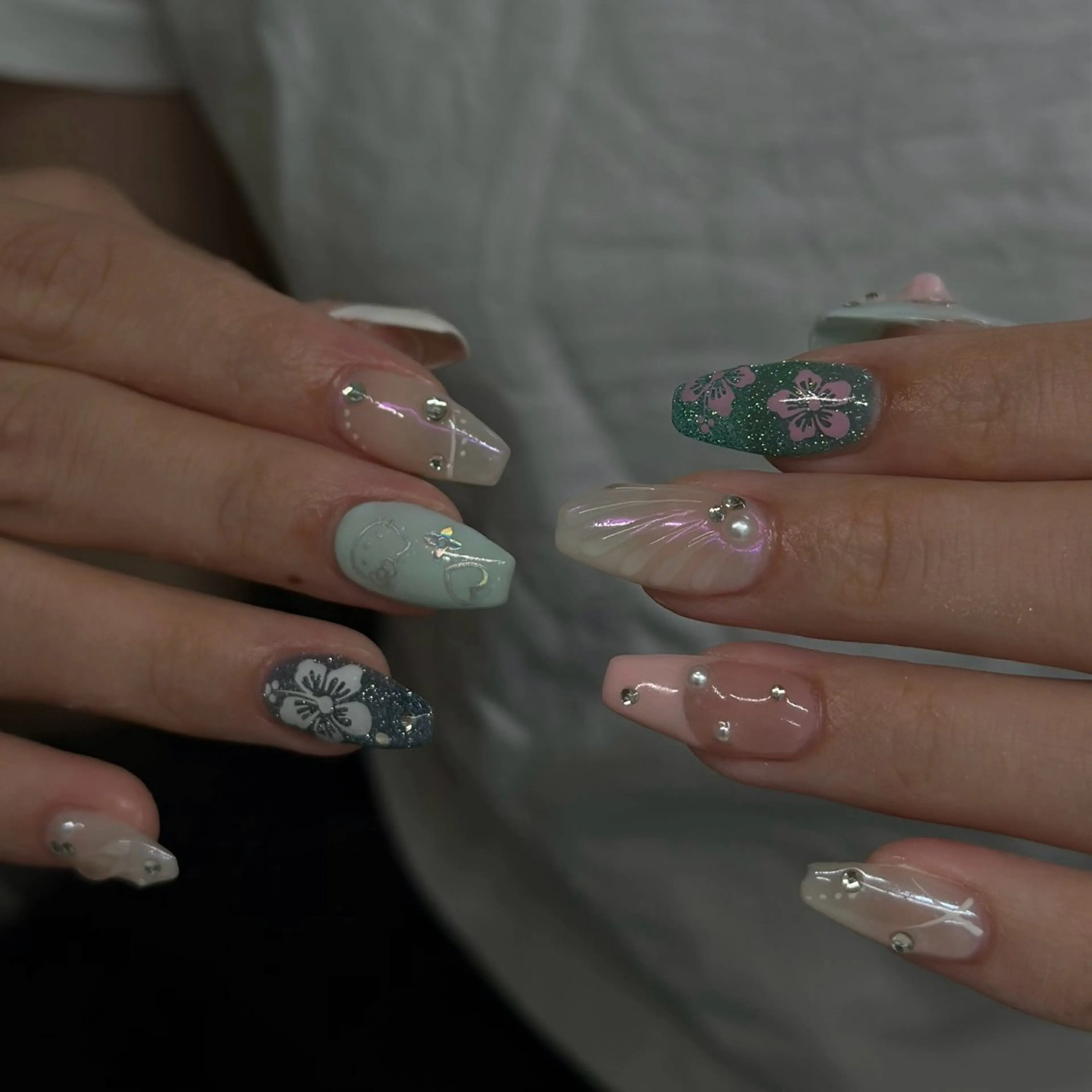 ネイル ハンドネイル mis uzuのネイルデザイン