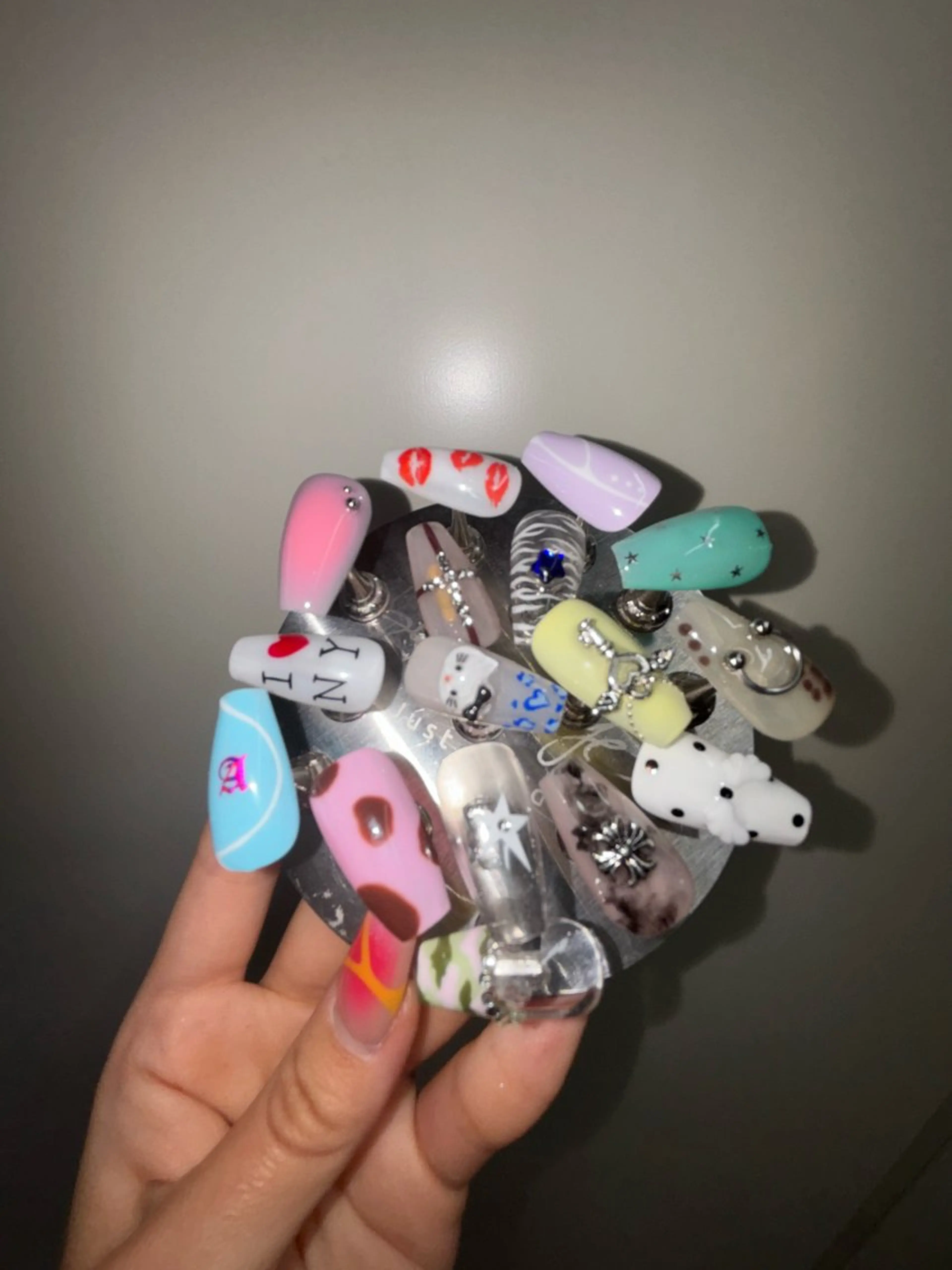 ネイル schon所属・Schon Yuinaのネイルデザイン