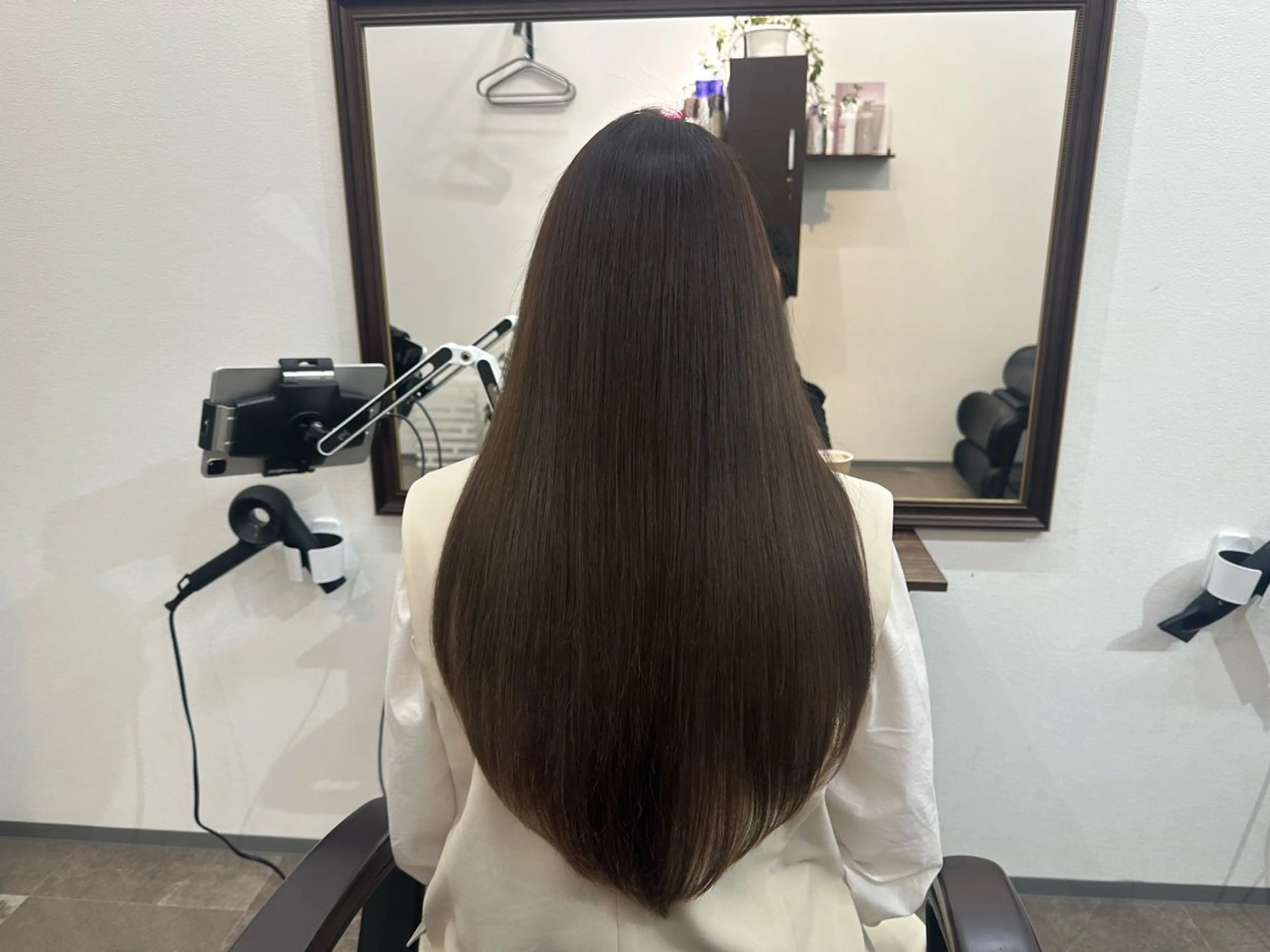 ロング kawakita yoshinoriのヘアスタイル