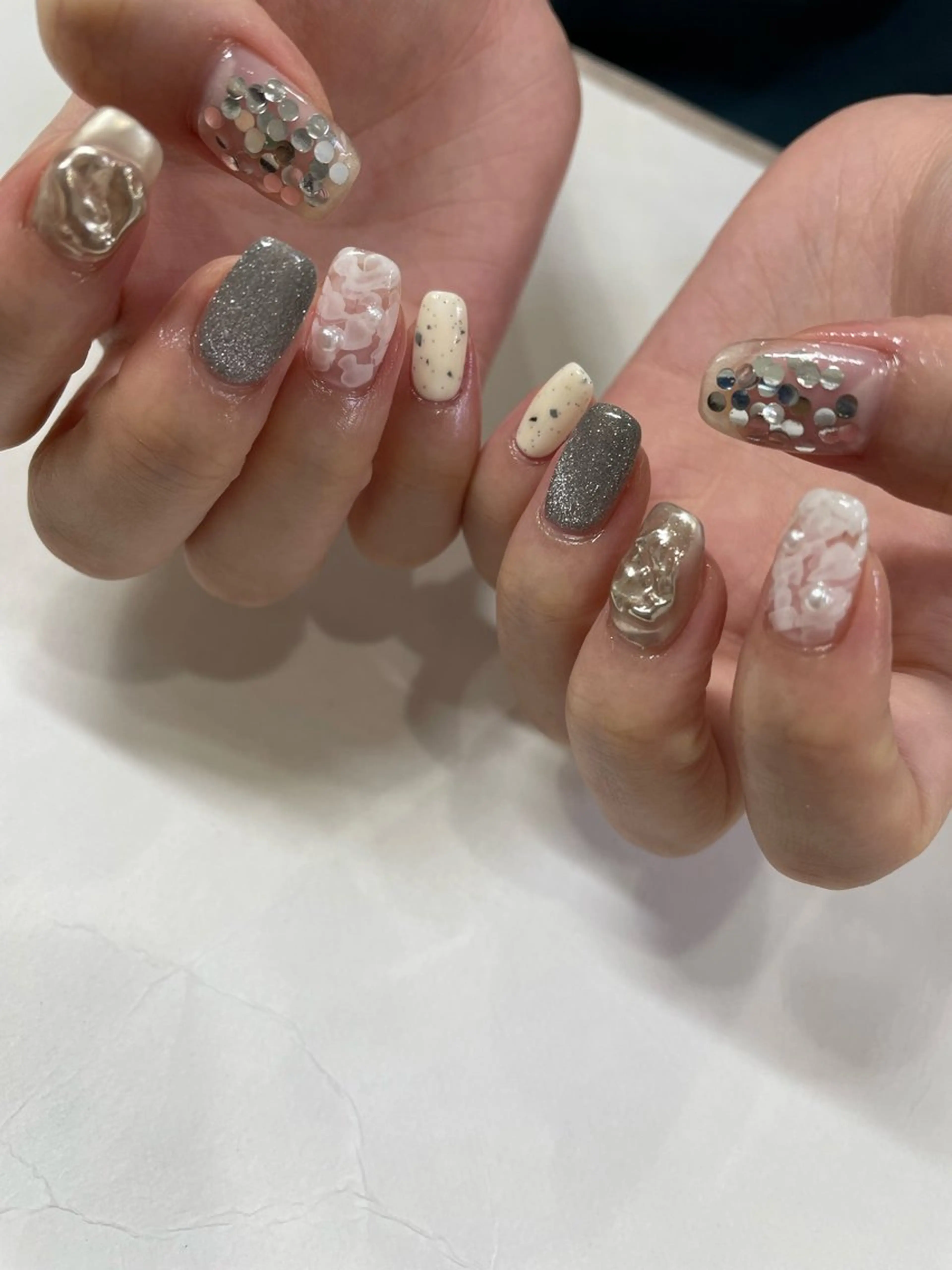 ネイル ハンドネイル フットネイル 🌕akuri🌖 nuance/専門のネイルデザイン