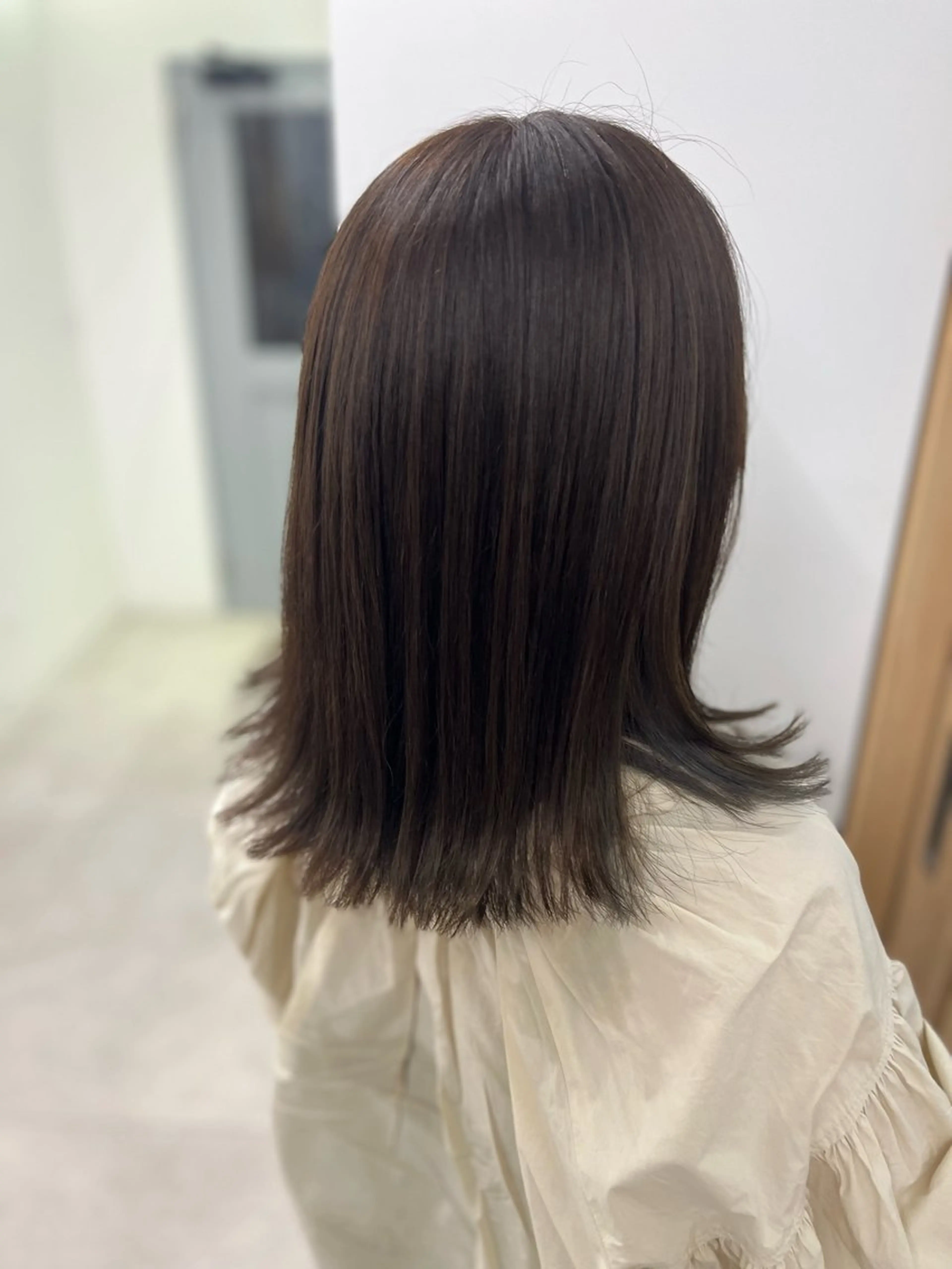 ミディアム カラー アッシュ アッシュグレー アッシュグレージュ グレージュ 🫧ぷる艶カラー🫧 Yuubi🦩のヘアスタイル