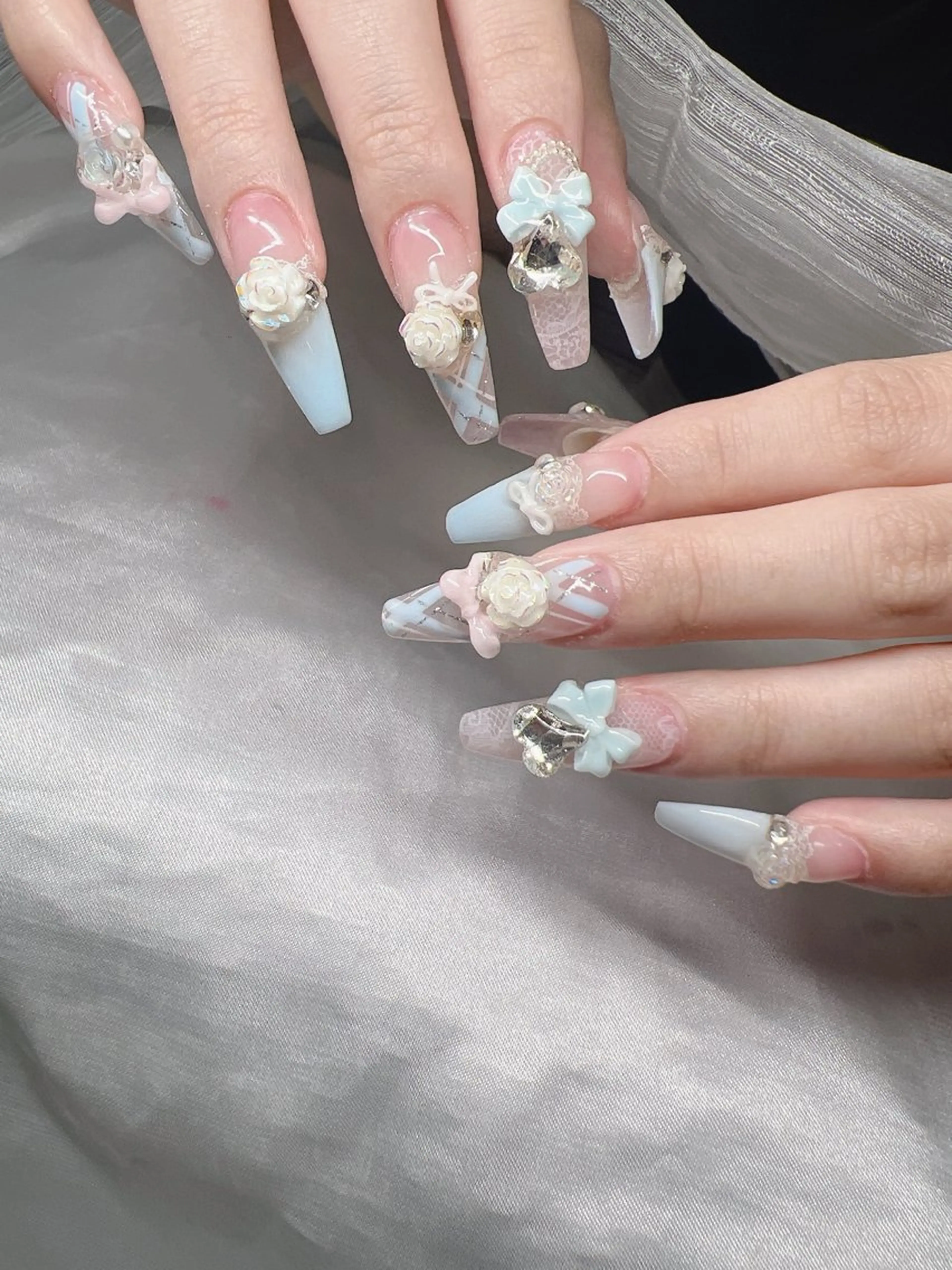 ネイル ハンドネイル Lee Nailsのネイルデザイン