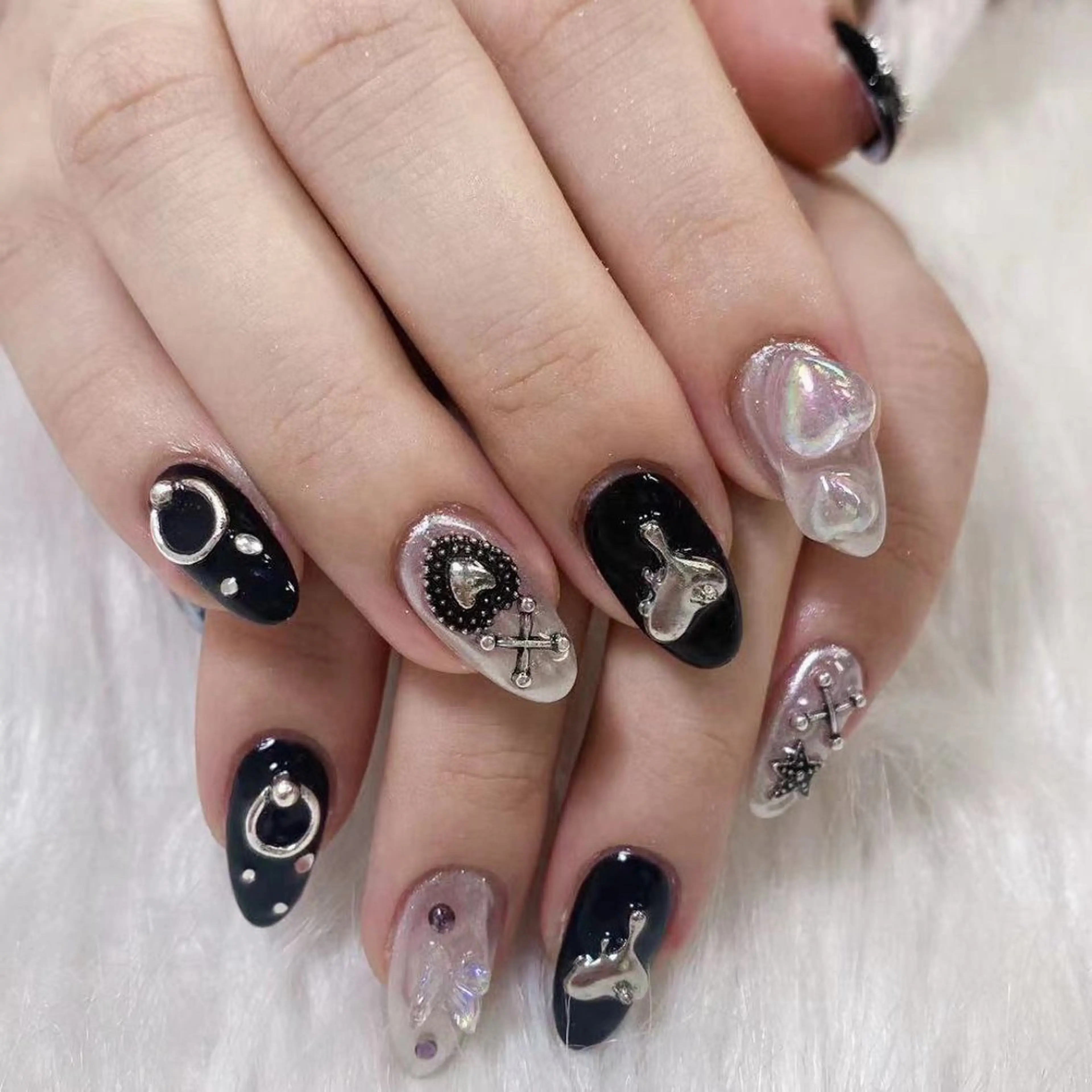 ネイル ハンドネイル DIAMOND Nail🥇のネイルデザイン