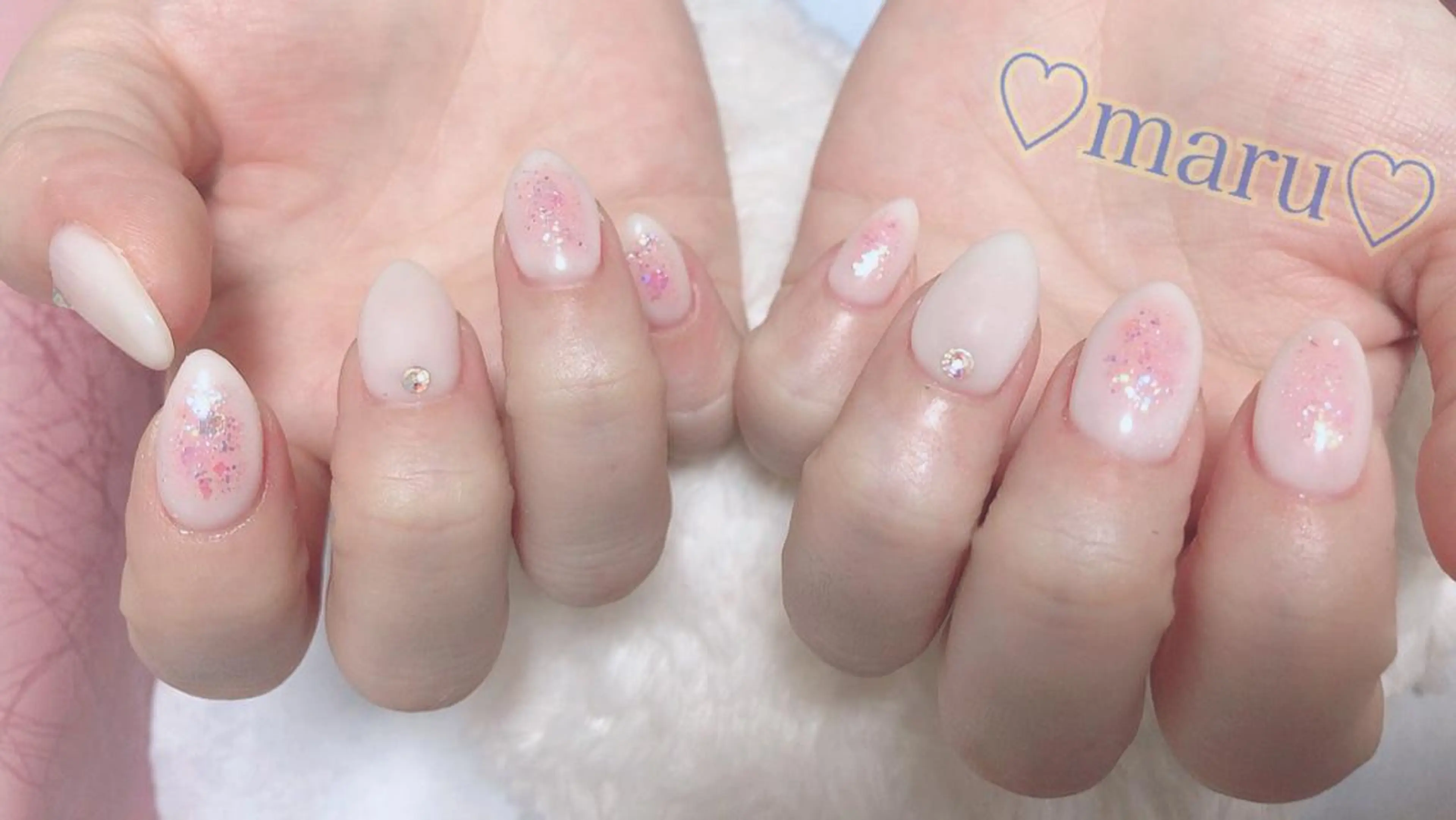 ネイル ハンドネイル フットネイル まるみ ♡のネイルデザイン