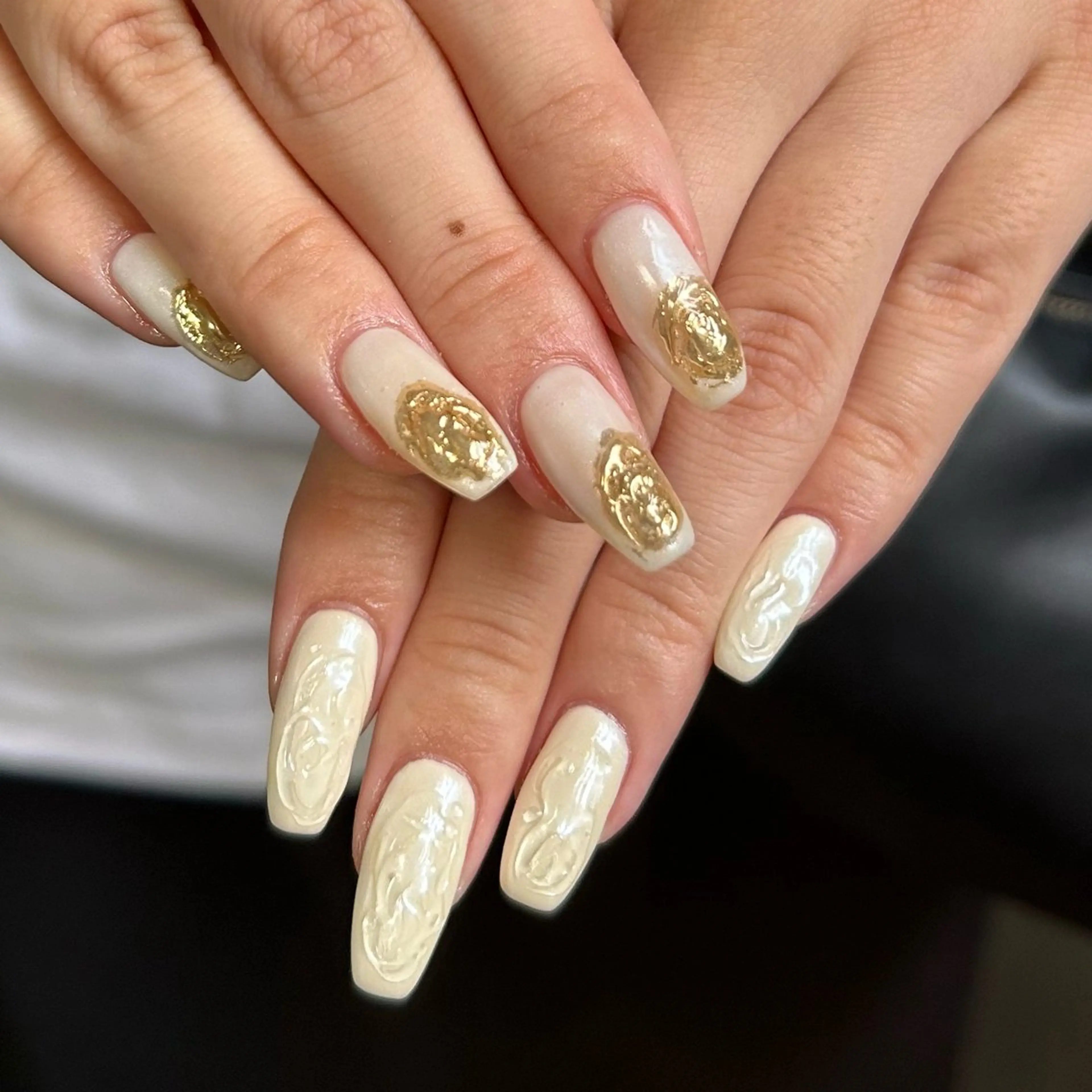 ネイル ニュアンスネイル shine'an fuka🌿🫧のネイルデザイン