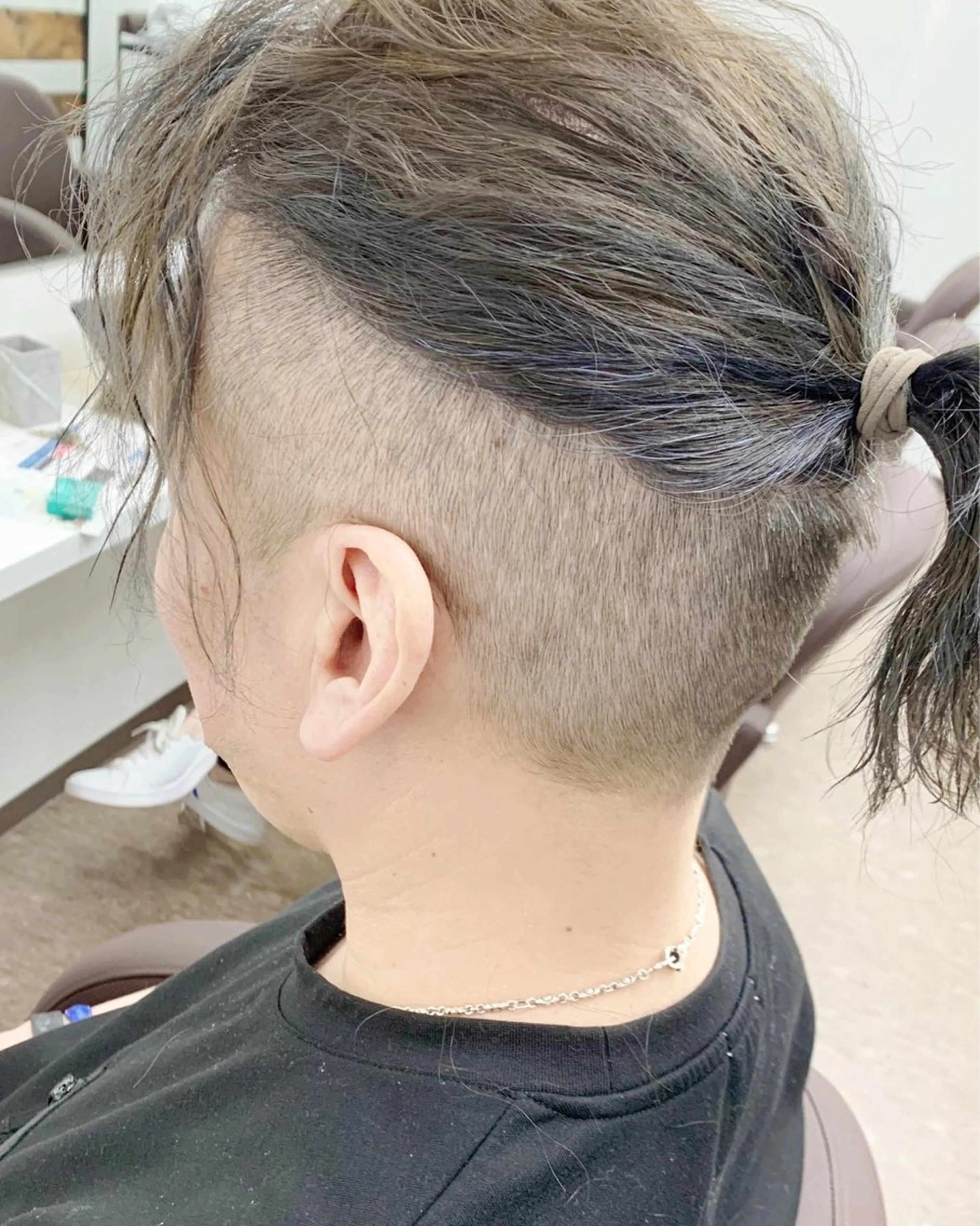 ミディアム パーマ メンズ マンバンヘア カット パーマ Ebise Kazunoriのヘアスタイル