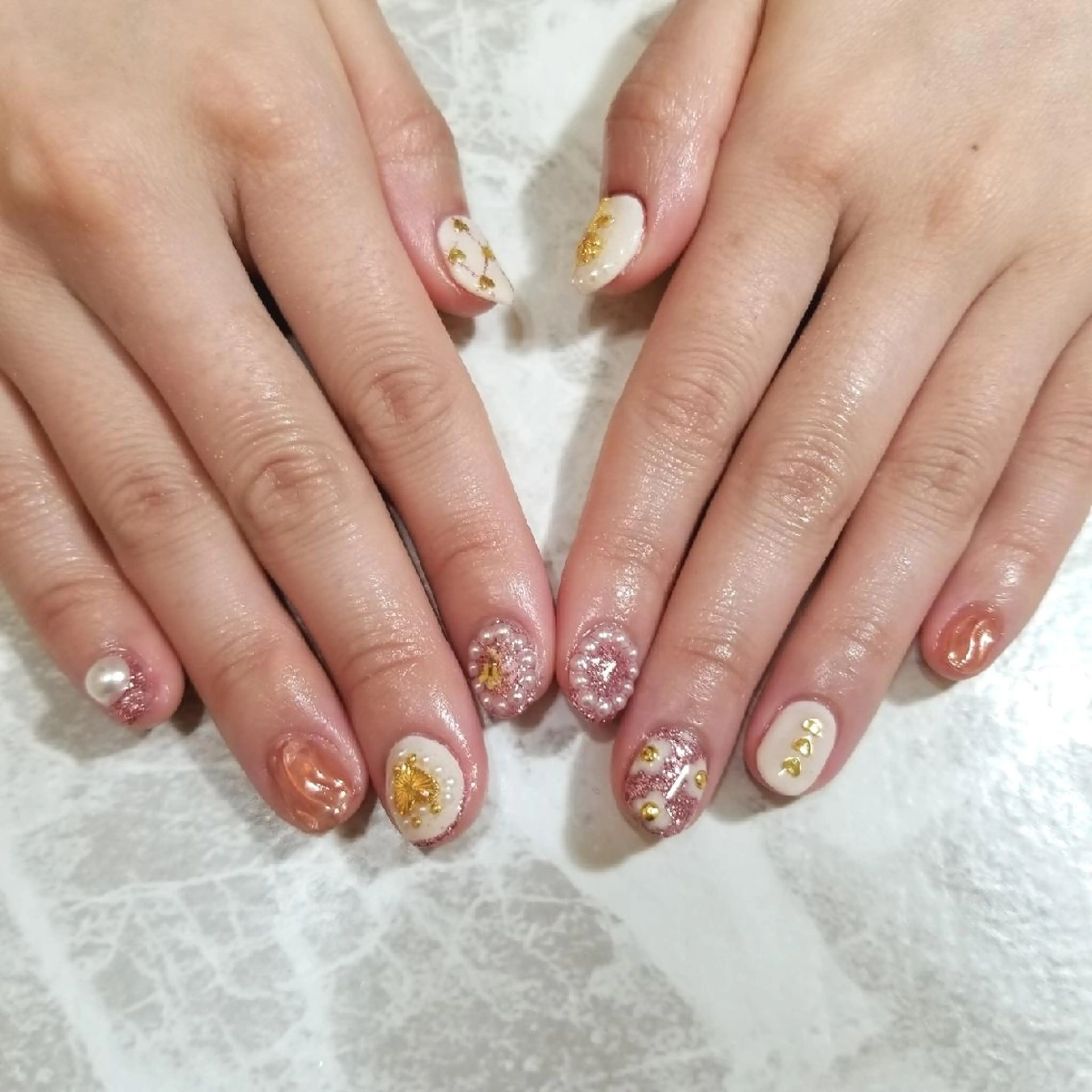 ネイル ハンドネイル nailatelier nijiiro.所属・nijiiro🌈 サトウのネイルデザイン