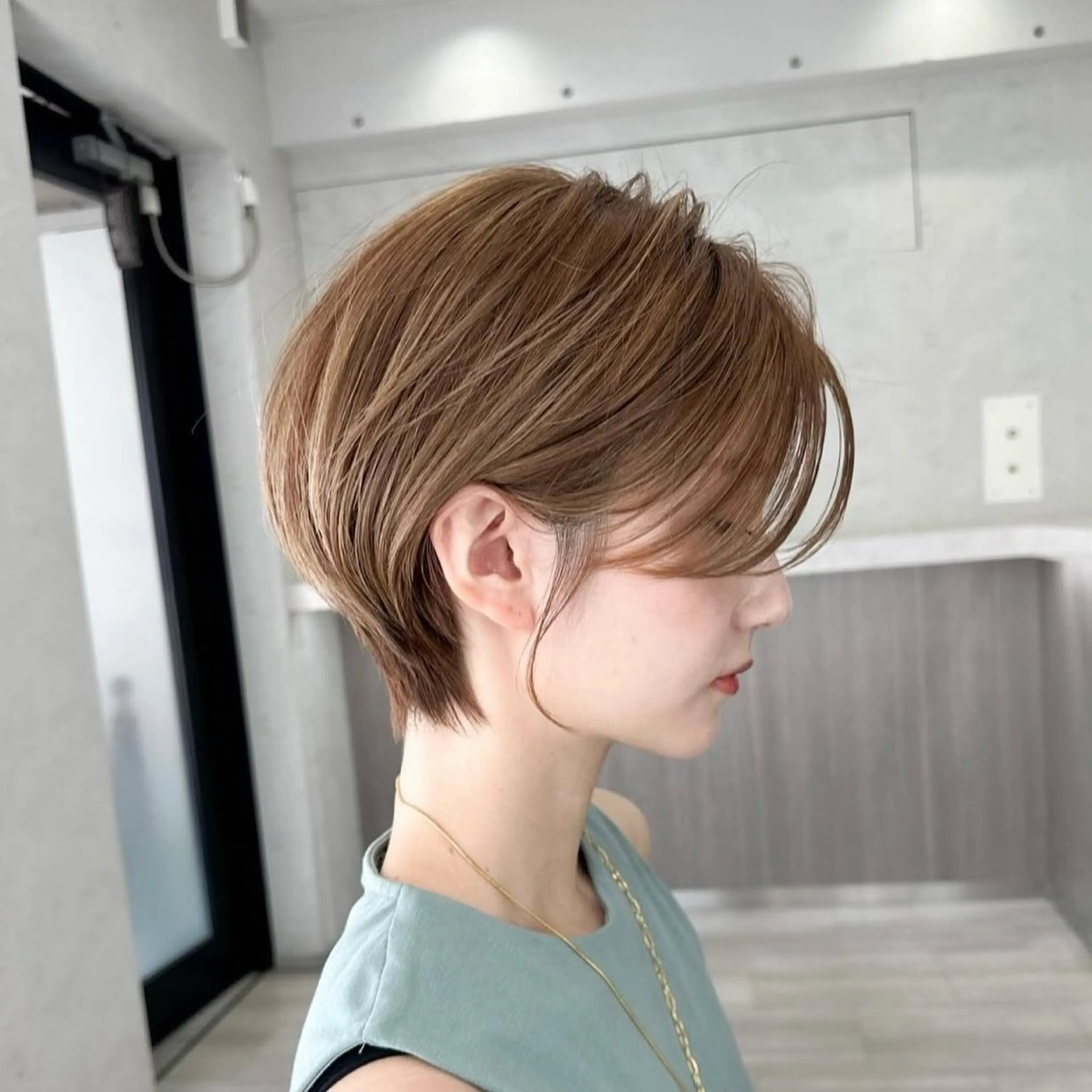 ショート 透明感カラー ふうか　渋谷のヘアスタイル