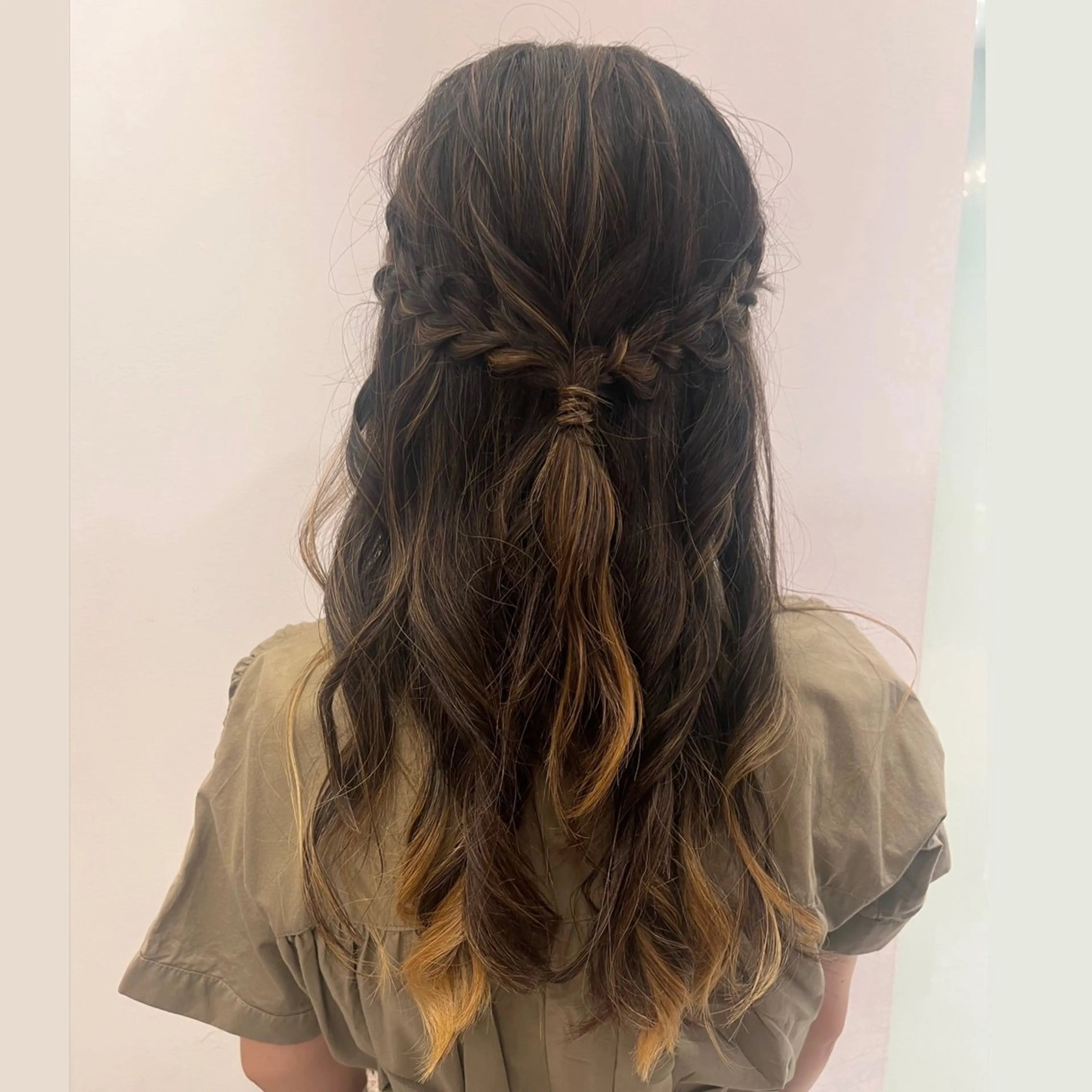 【🎀ヘアセット🎀】結婚式お呼ばれヘア、ライブ参戦ヘアなどお任せ下さい✨️※朝のお時間はリクエストで受け付けます🐈⸒の写真