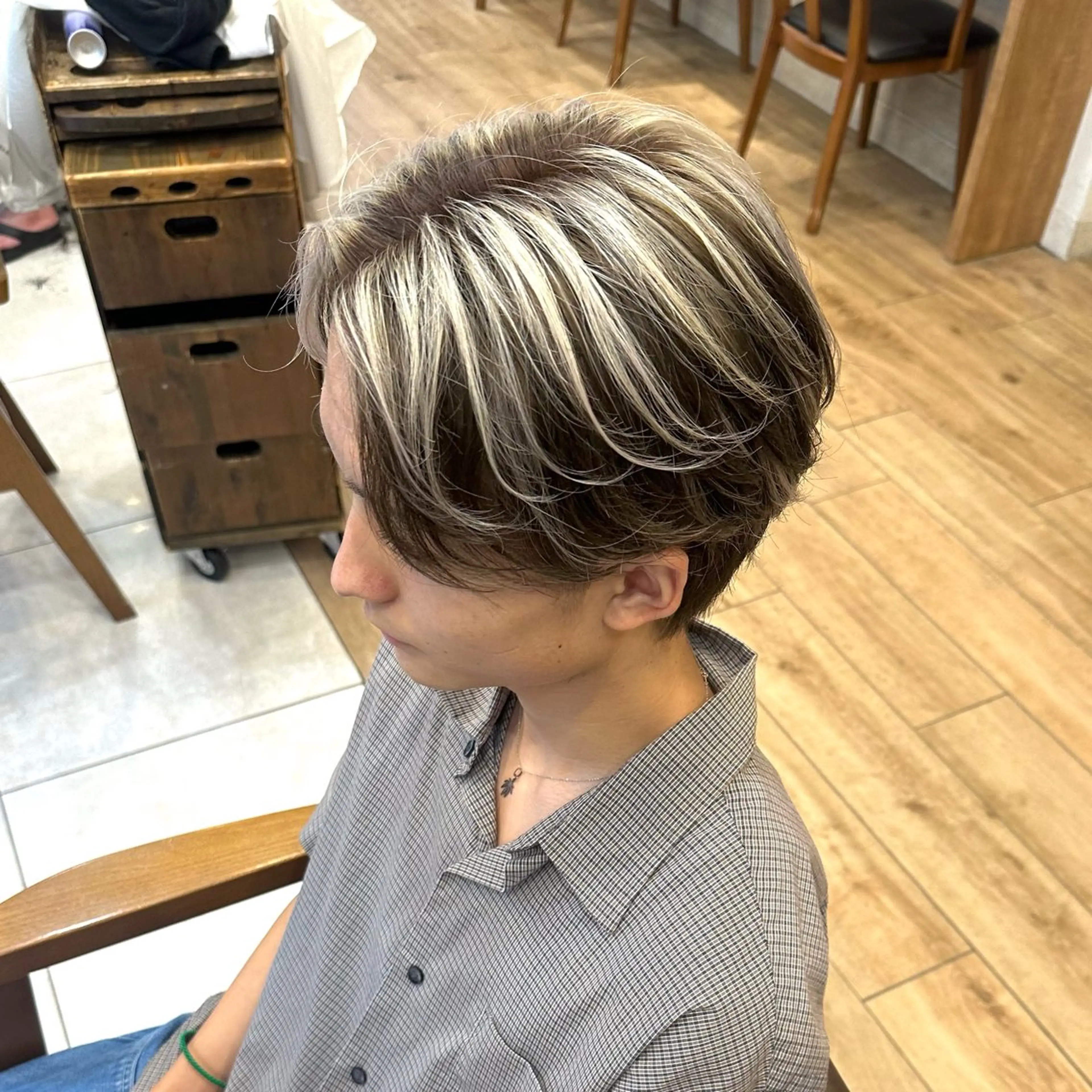 カラー メンズ センターパート メンズハイライト ハイライトカラー 🌈【曲がる縮毛矯正 】🌈益子卓馬のヘアスタイル