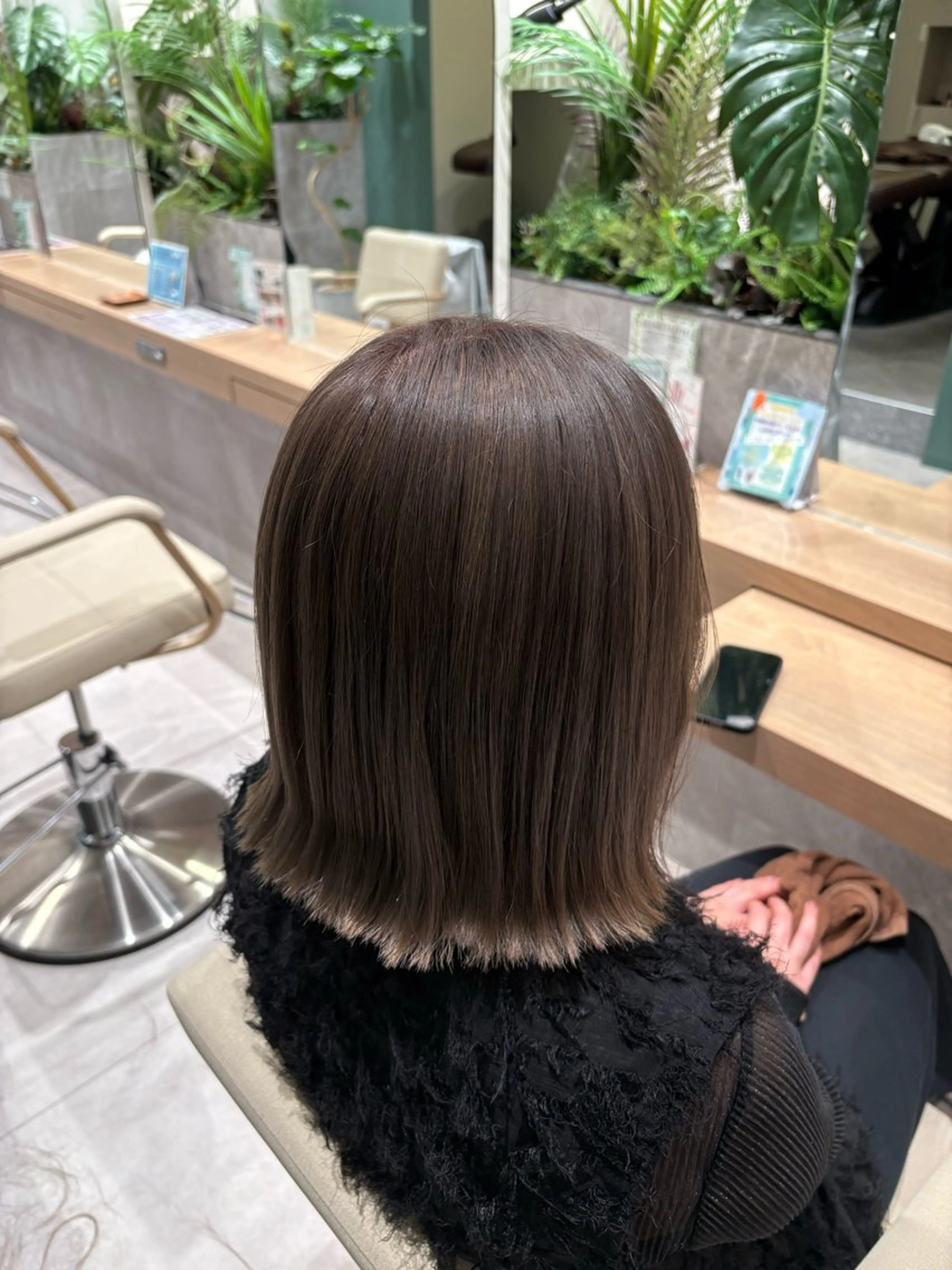 ミディアム 米田 穂乃花のヘアスタイル