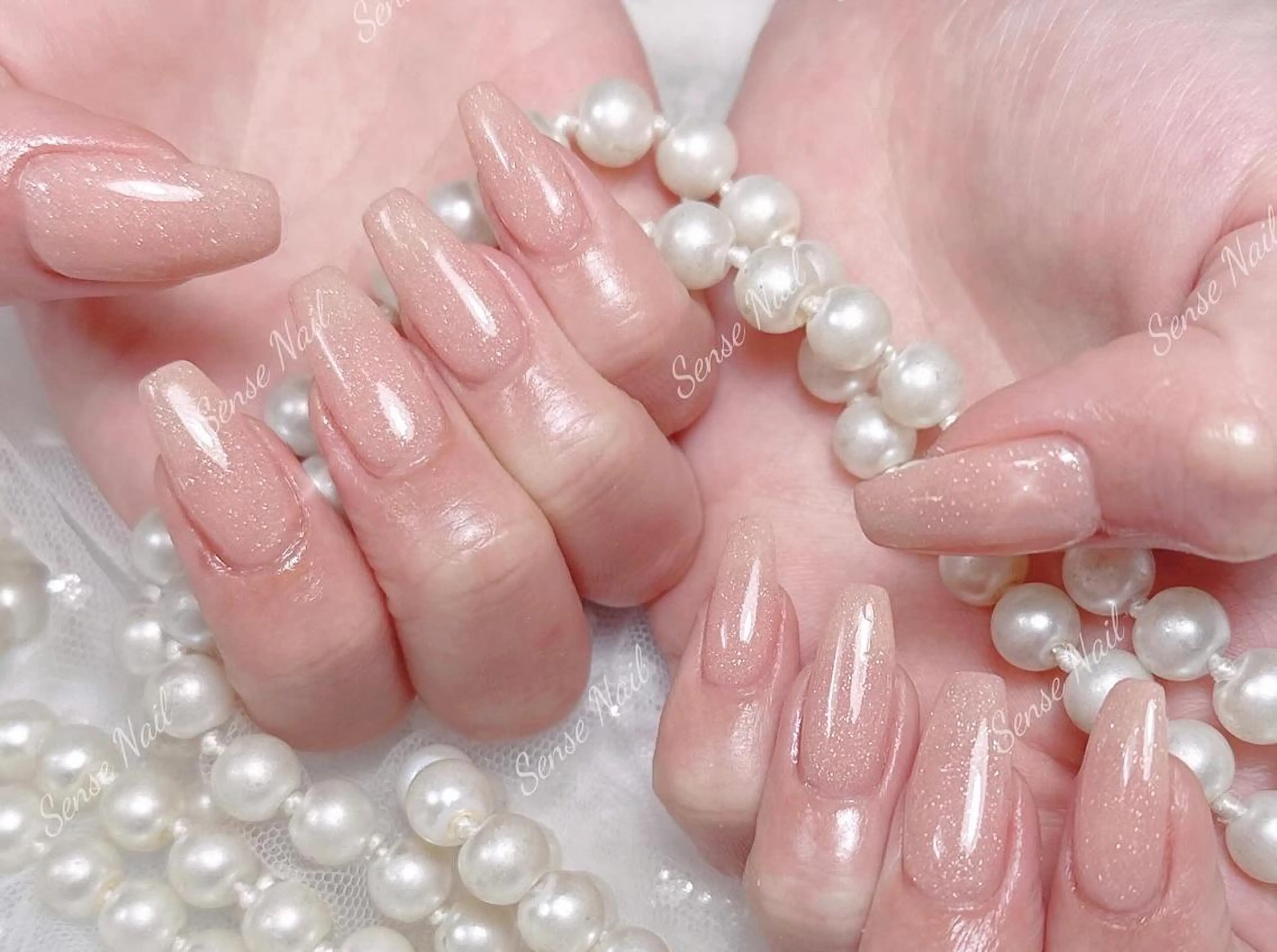 ネイル ハンドネイル ハンドケア Queening 🦋のネイルデザイン