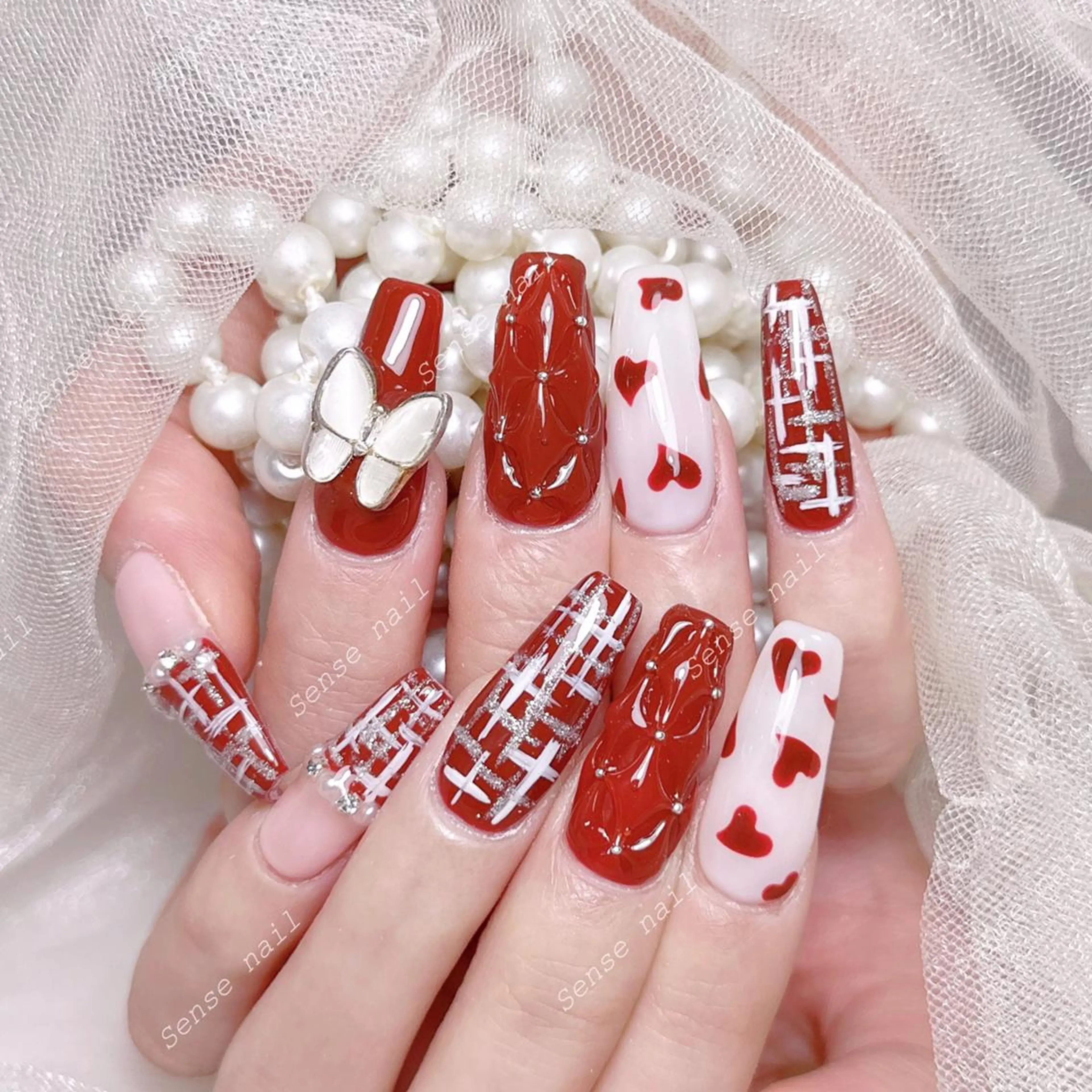 ネイル Kurieitibu 🍬Byu~tīのネイルデザイン