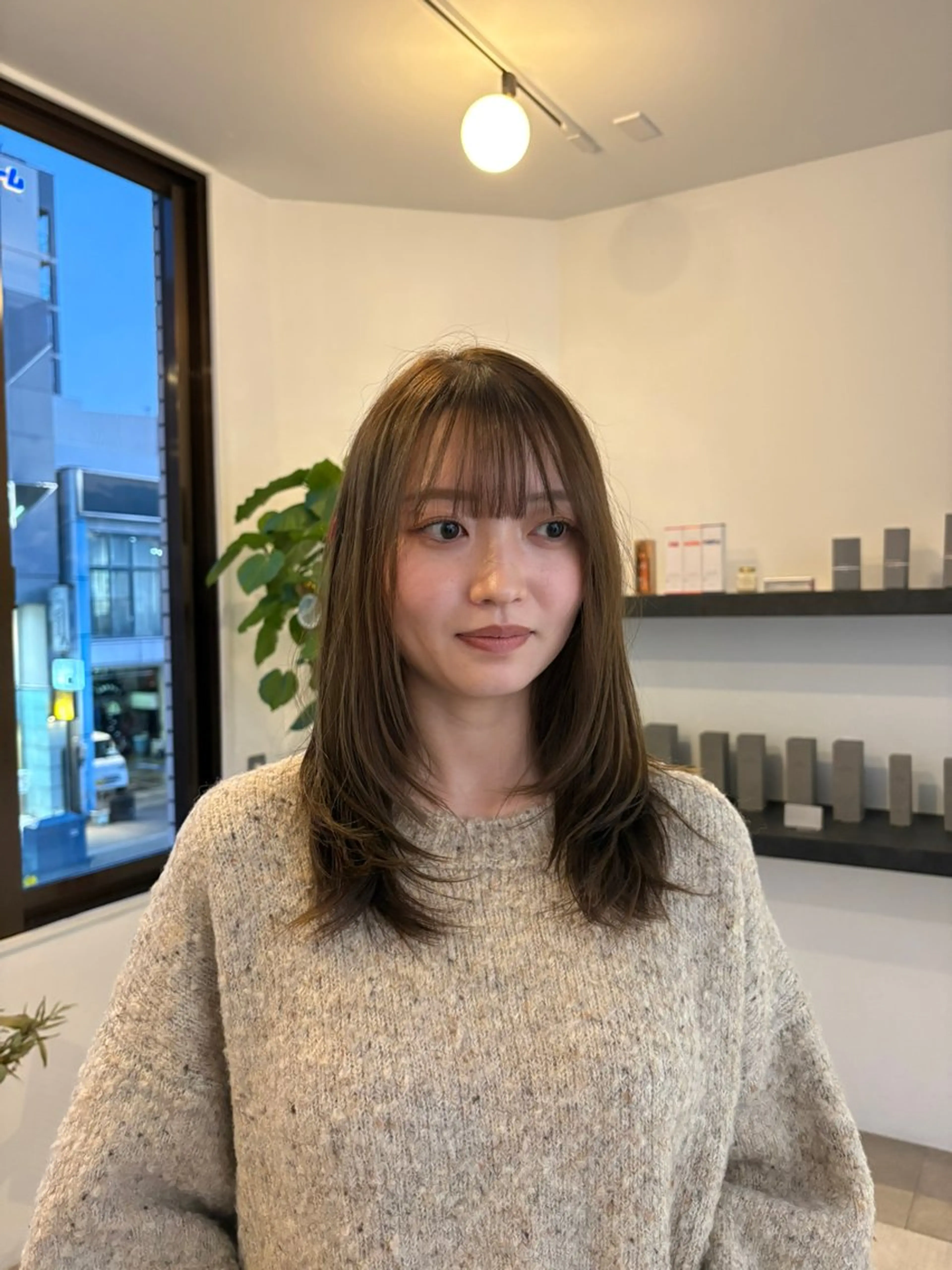 ミディアム レイヤーカット 中宗 哲平のヘアスタイル