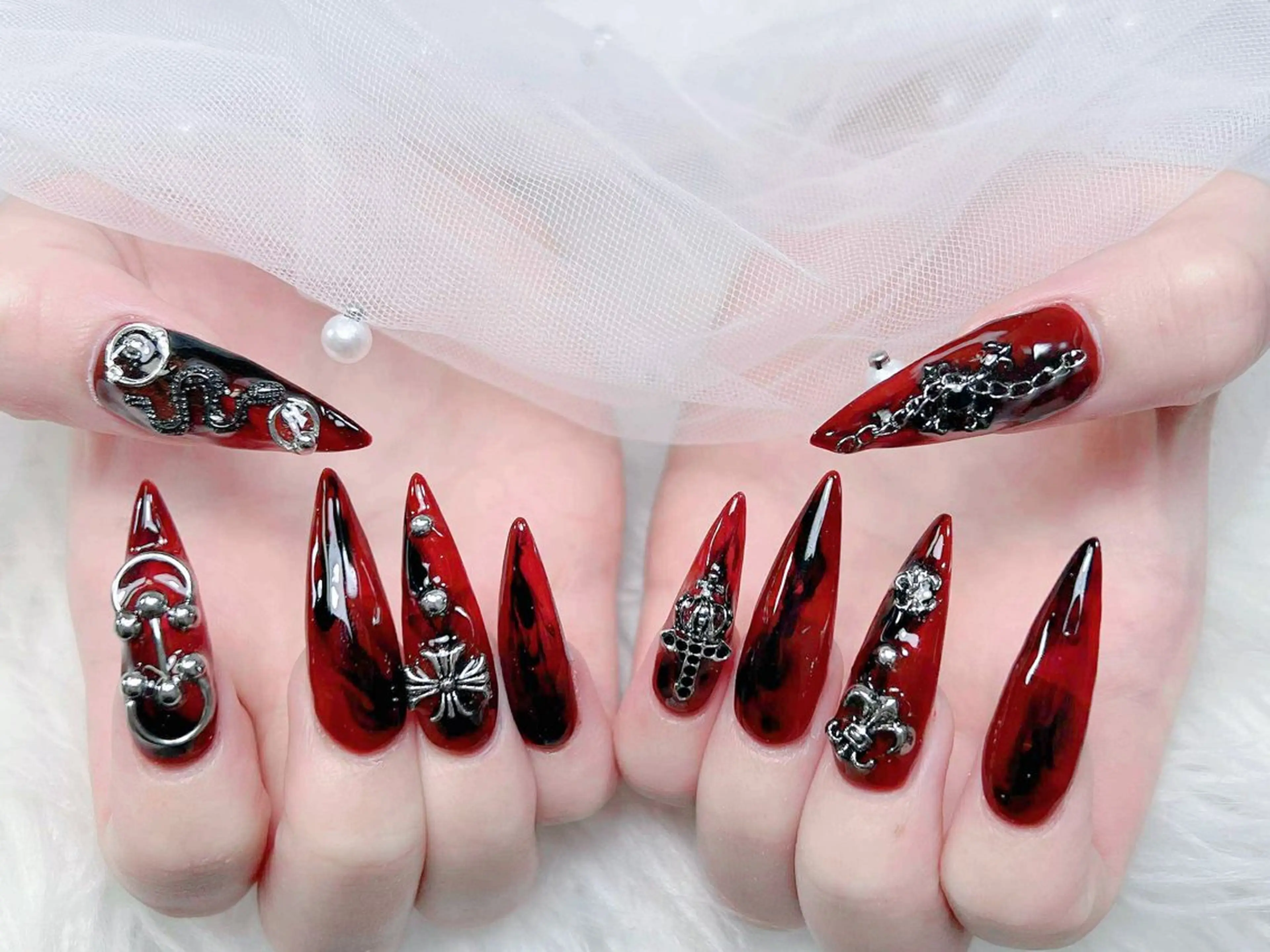 ネイル 成人式 ロングネイル マグネットネイル 大理石ネイル(マーブル) リボン ハンドネイル MoMoA Nail ネイル長さ出し専門店のネイルデザイン